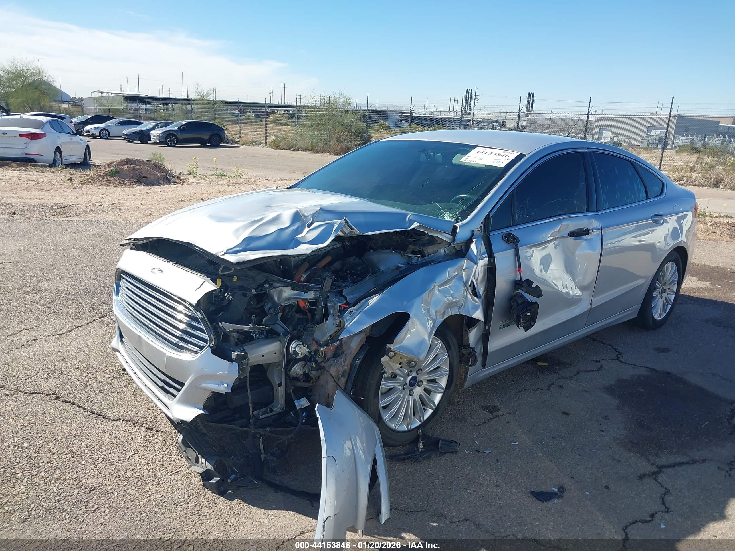 FORD FUSION image 2