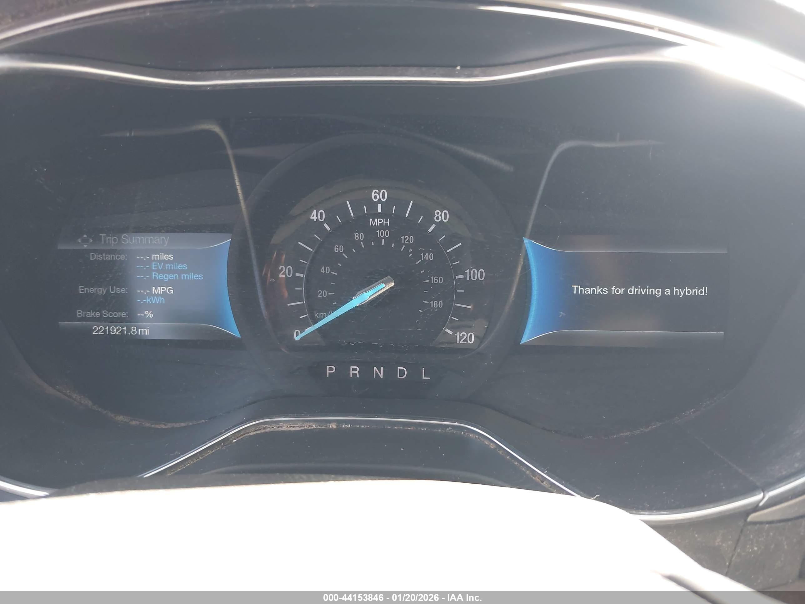 FORD FUSION image 7