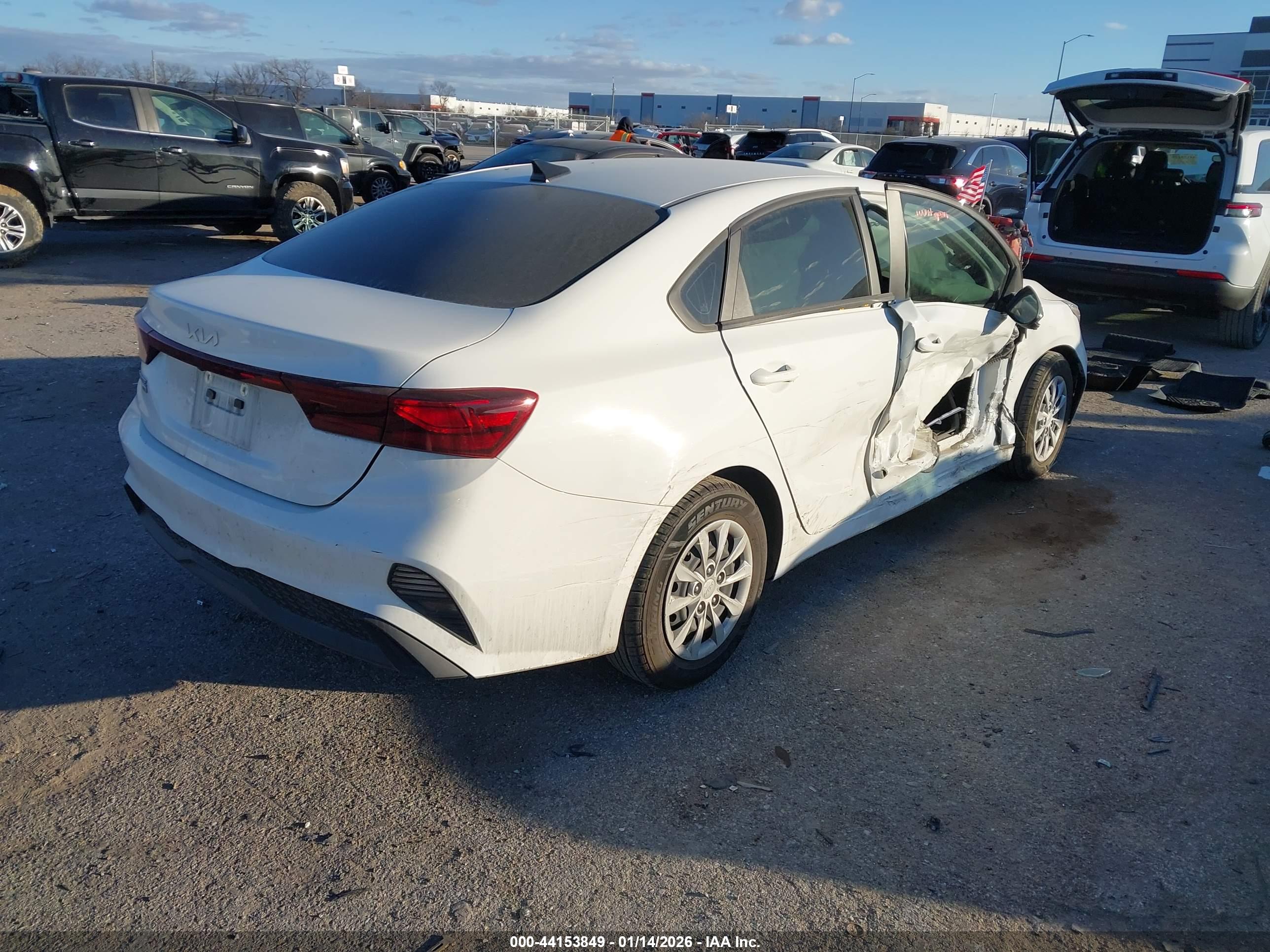 KIA FORTE image 4