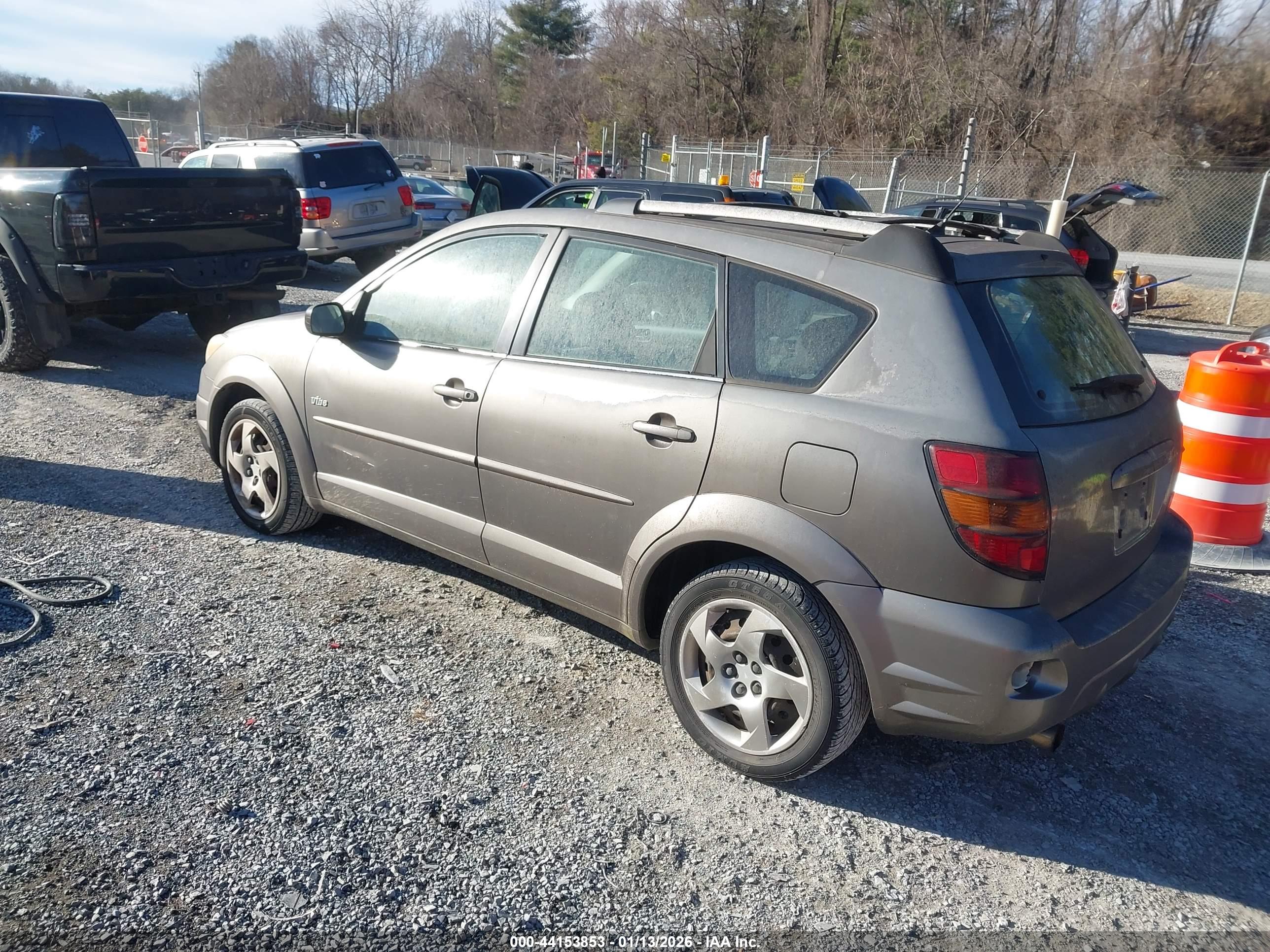 PONTIAC VIBE image 3