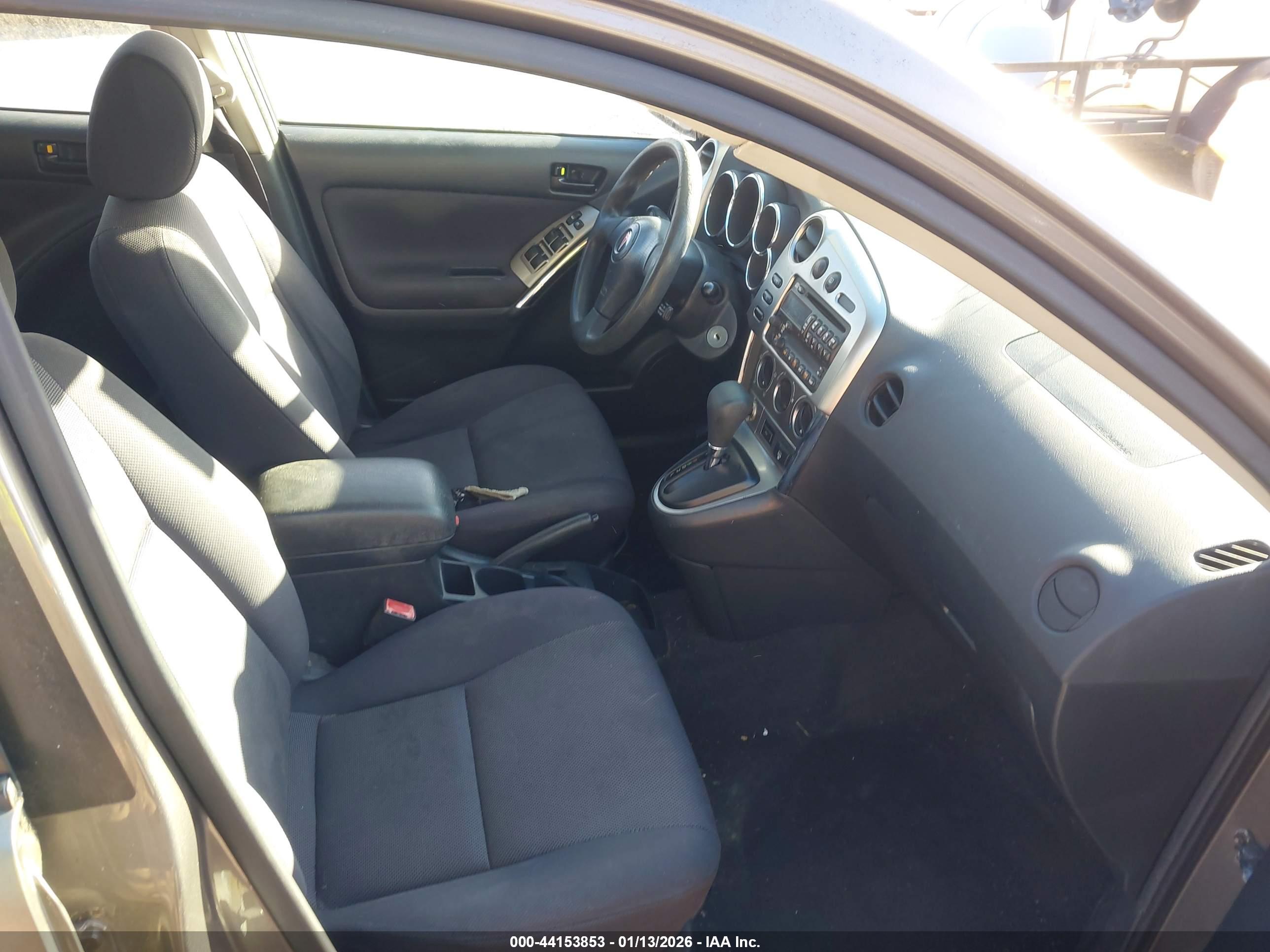 PONTIAC VIBE image 5