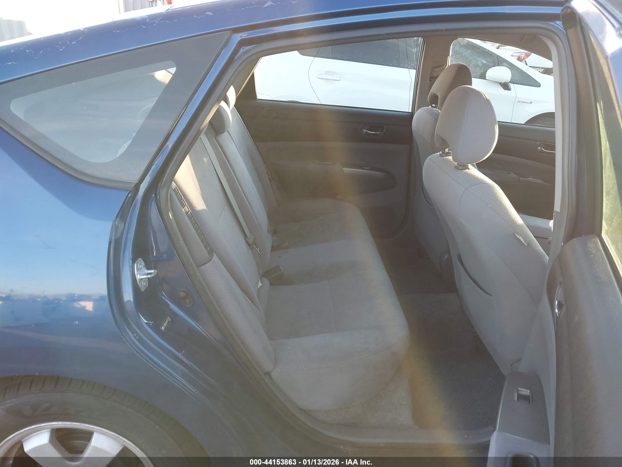 TOYOTA PRIUS image 8