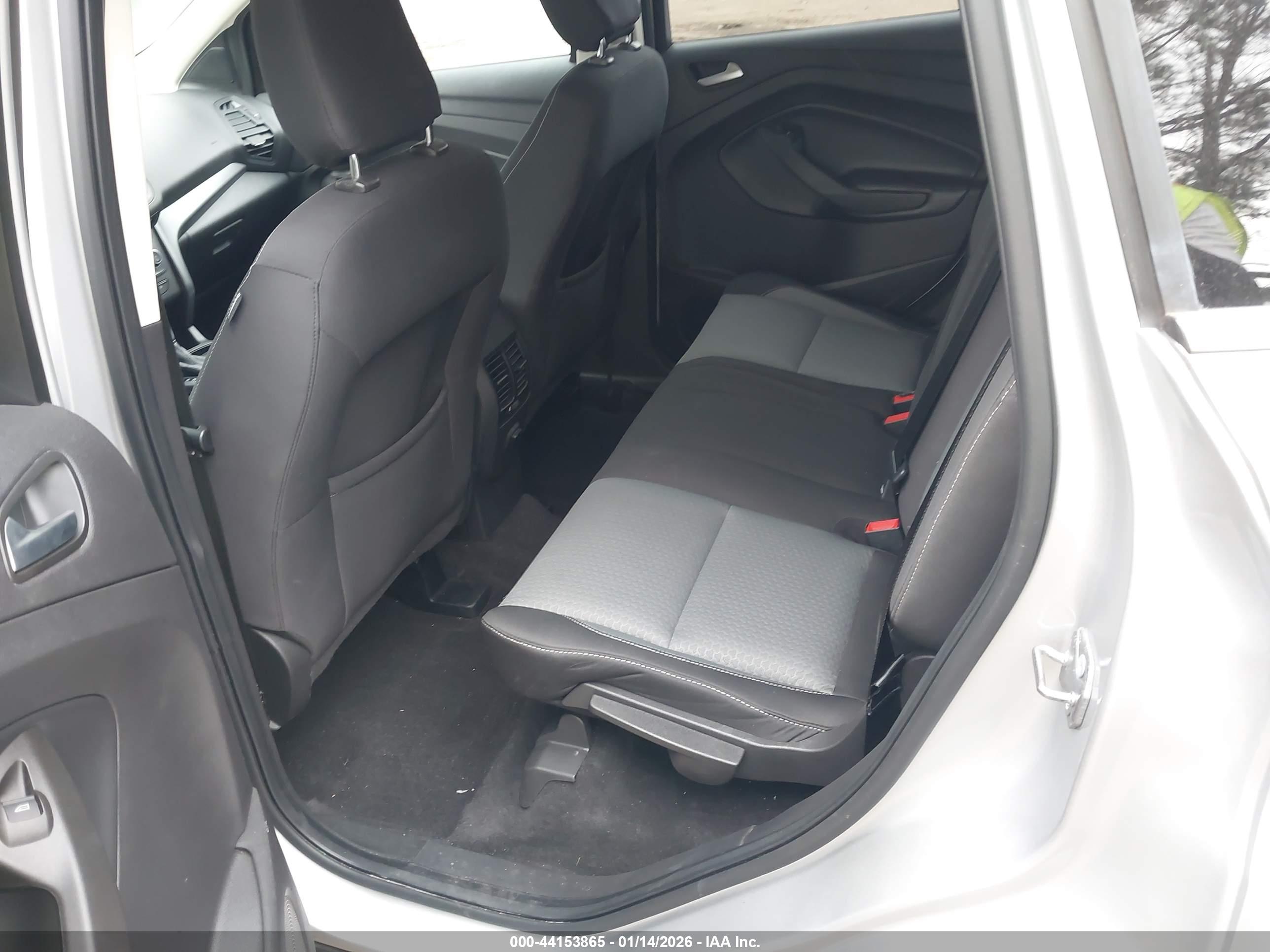 FORD ESCAPE image 8