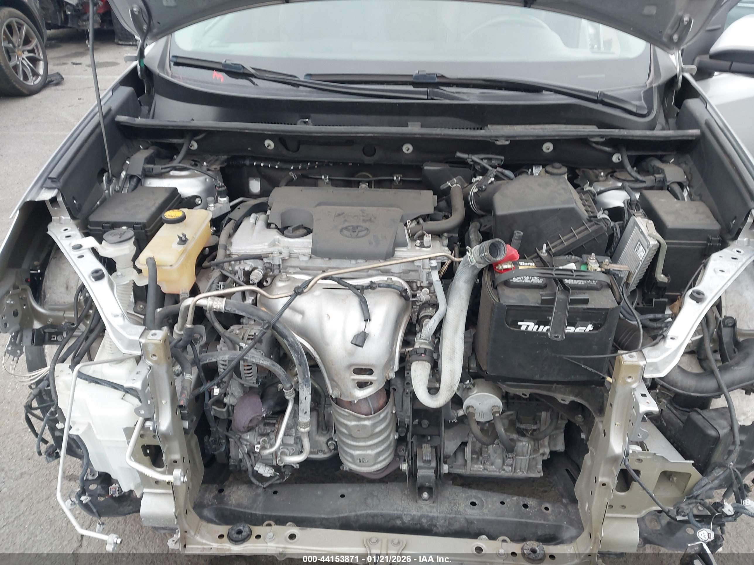 TOYOTA RAV4 image 10