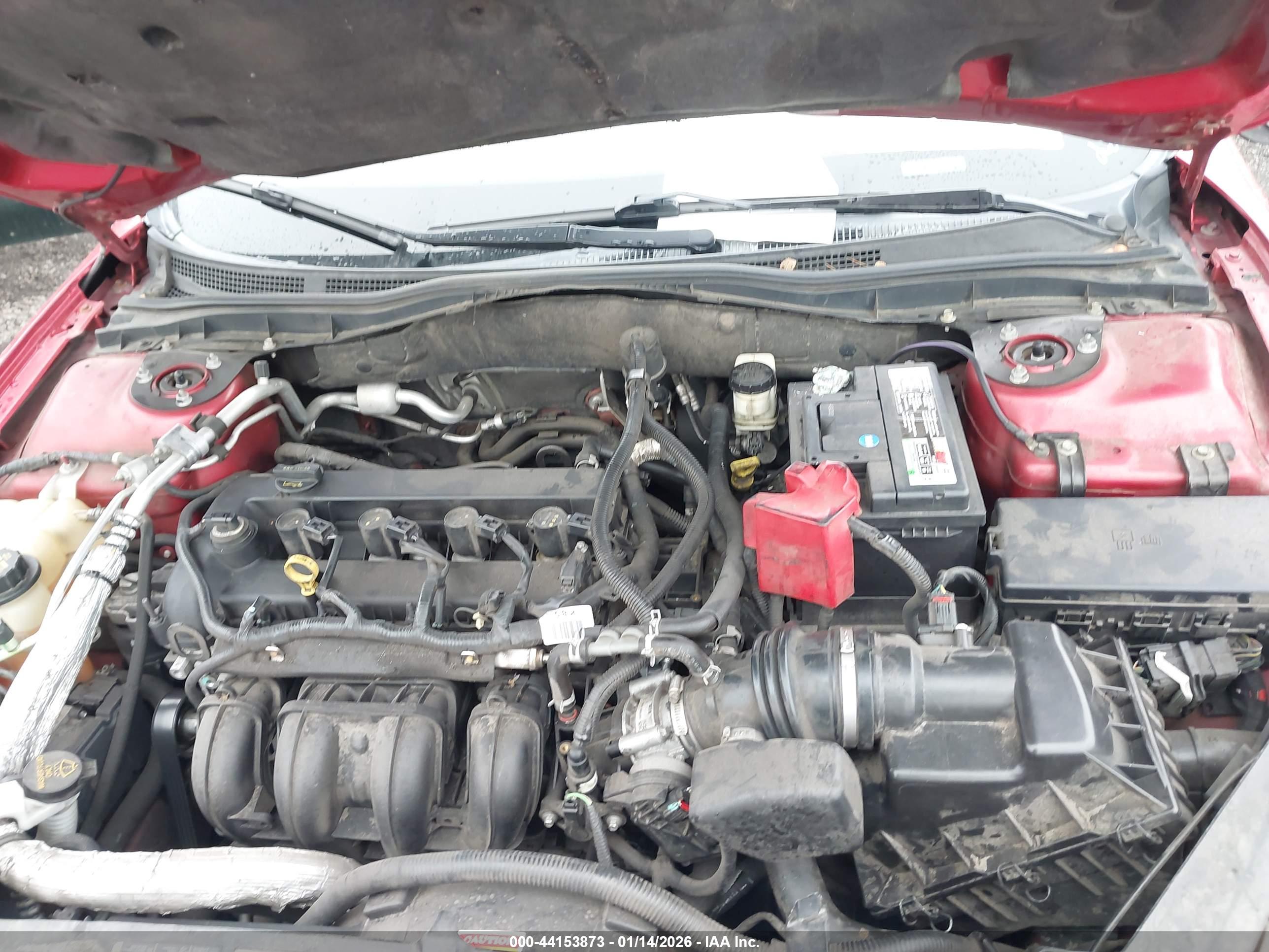 FORD FUSION image 10