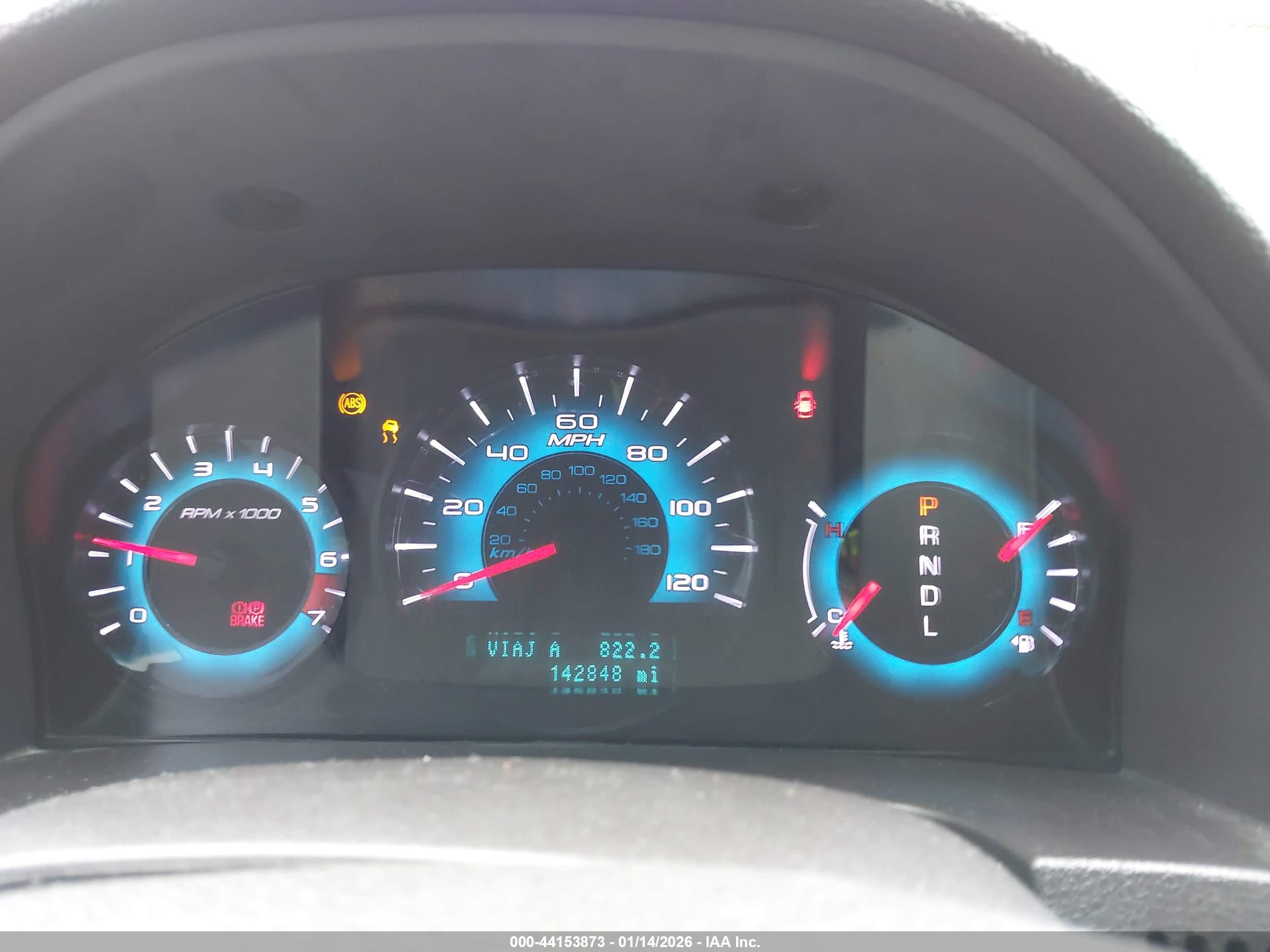 FORD FUSION image 7