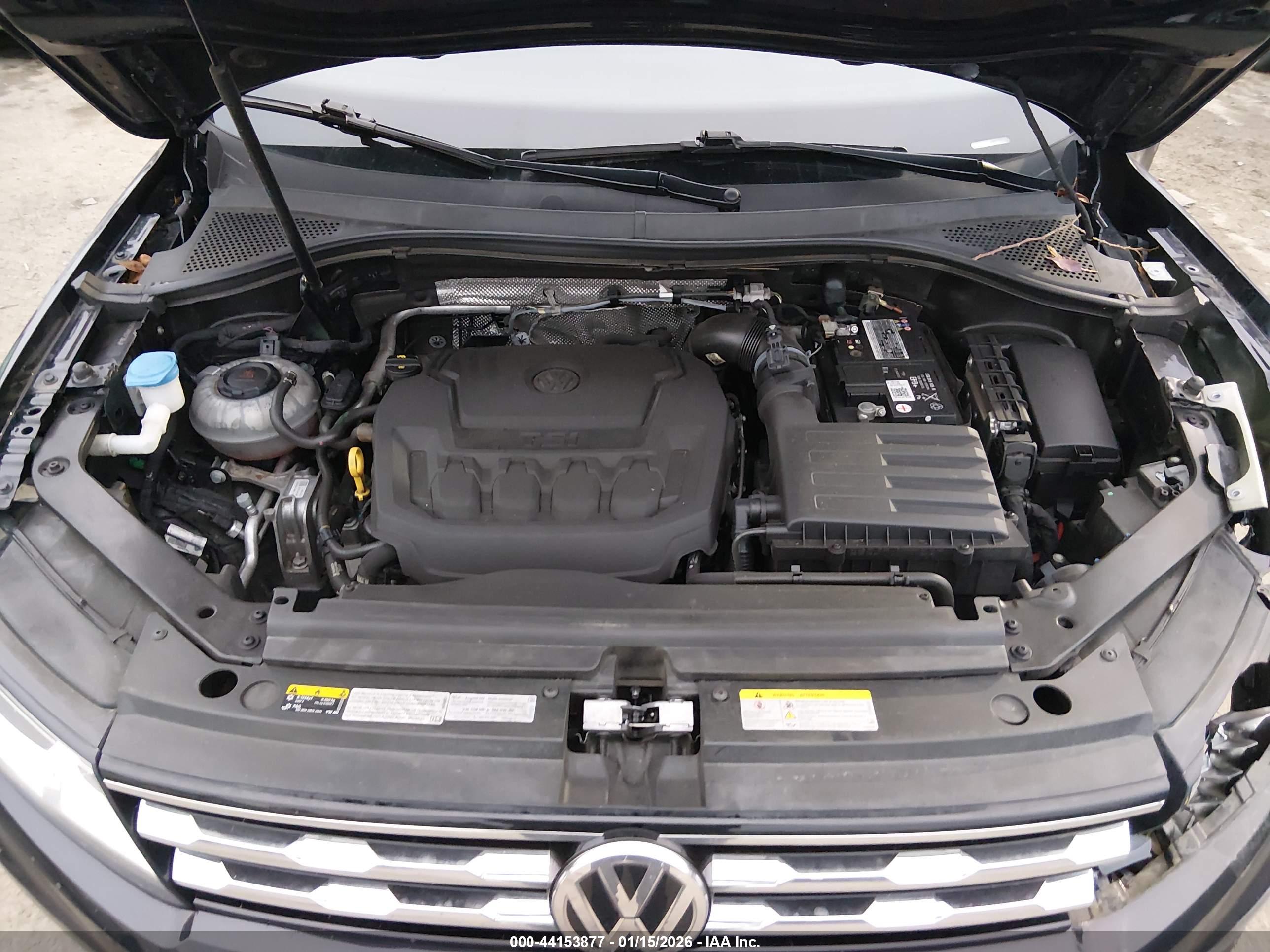 VOLKSWAGEN TIGUAN image 10