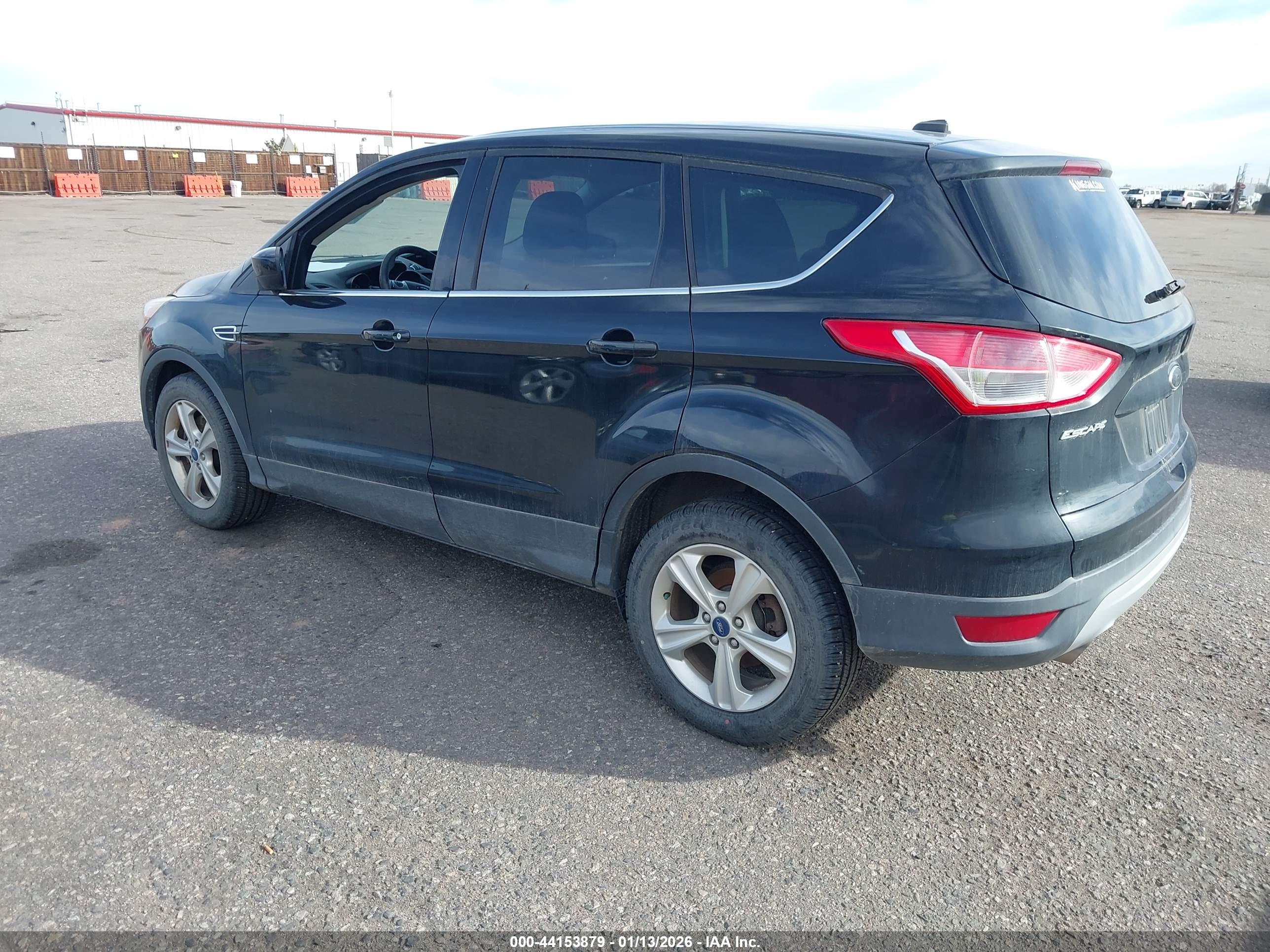 FORD ESCAPE image 3