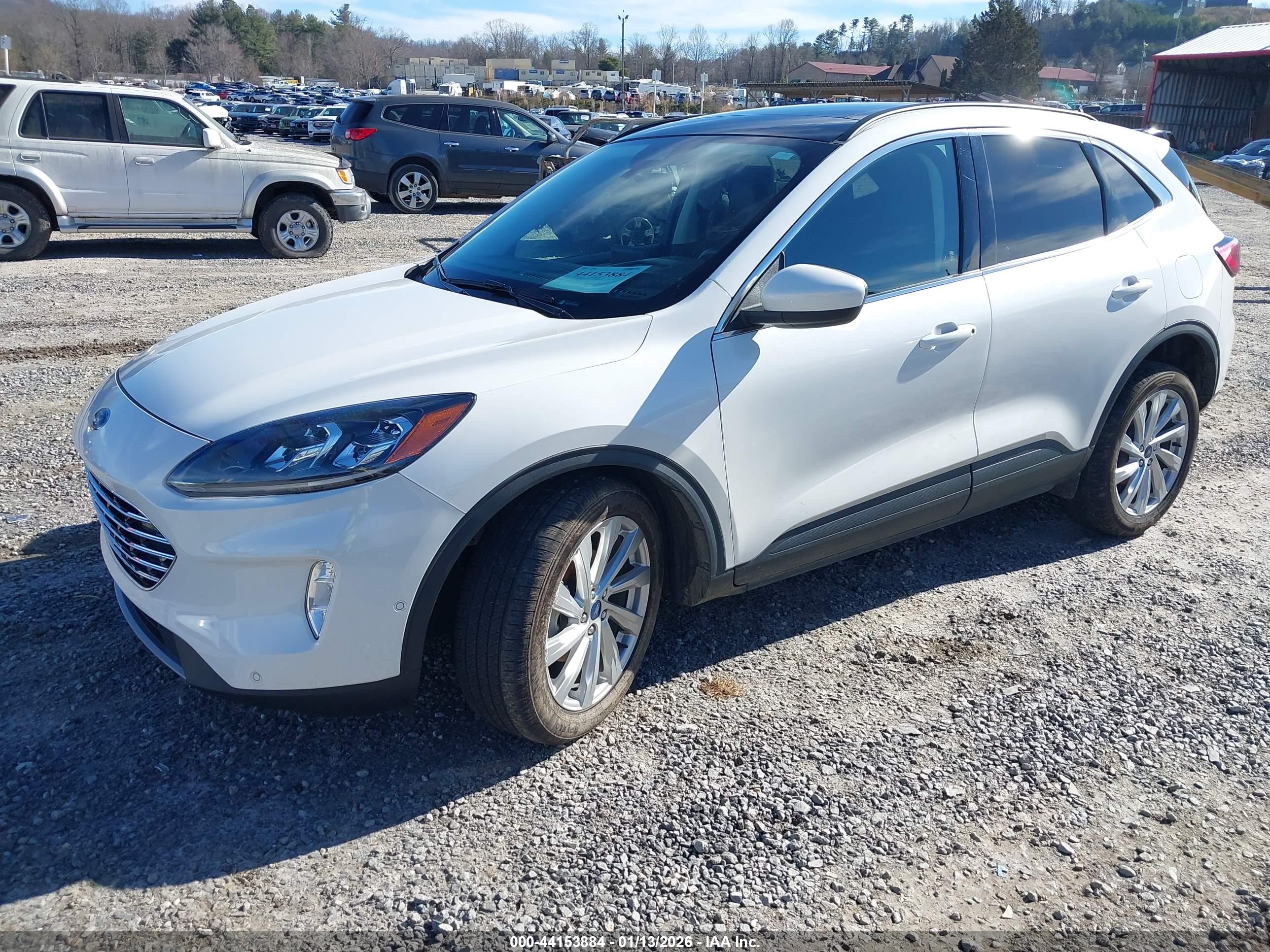 FORD ESCAPE image 2