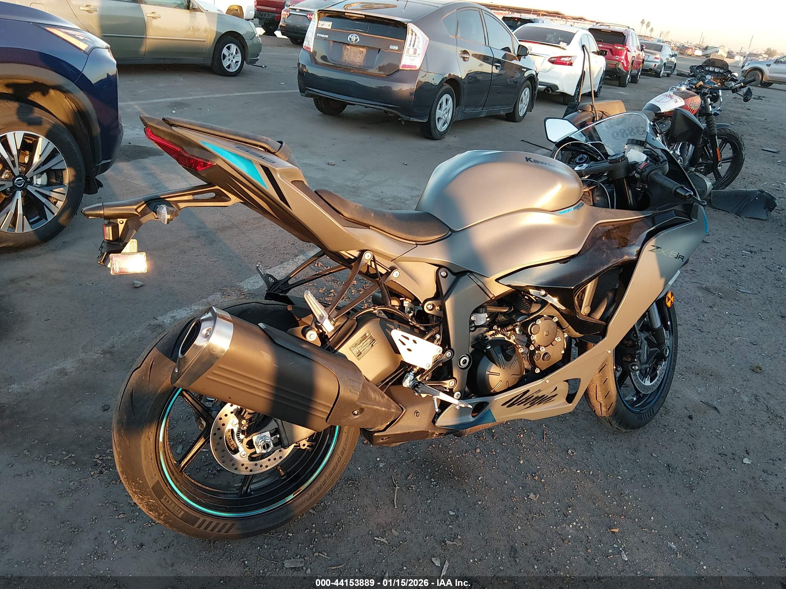 KAWASAKI ZX636 image 4