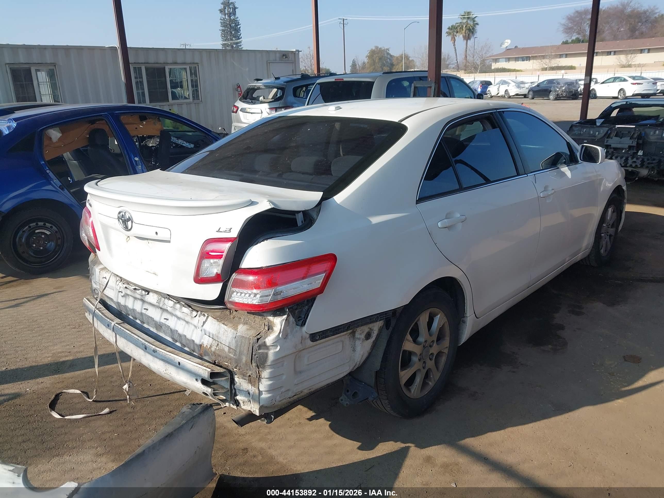 TOYOTA CAMRY image 4
