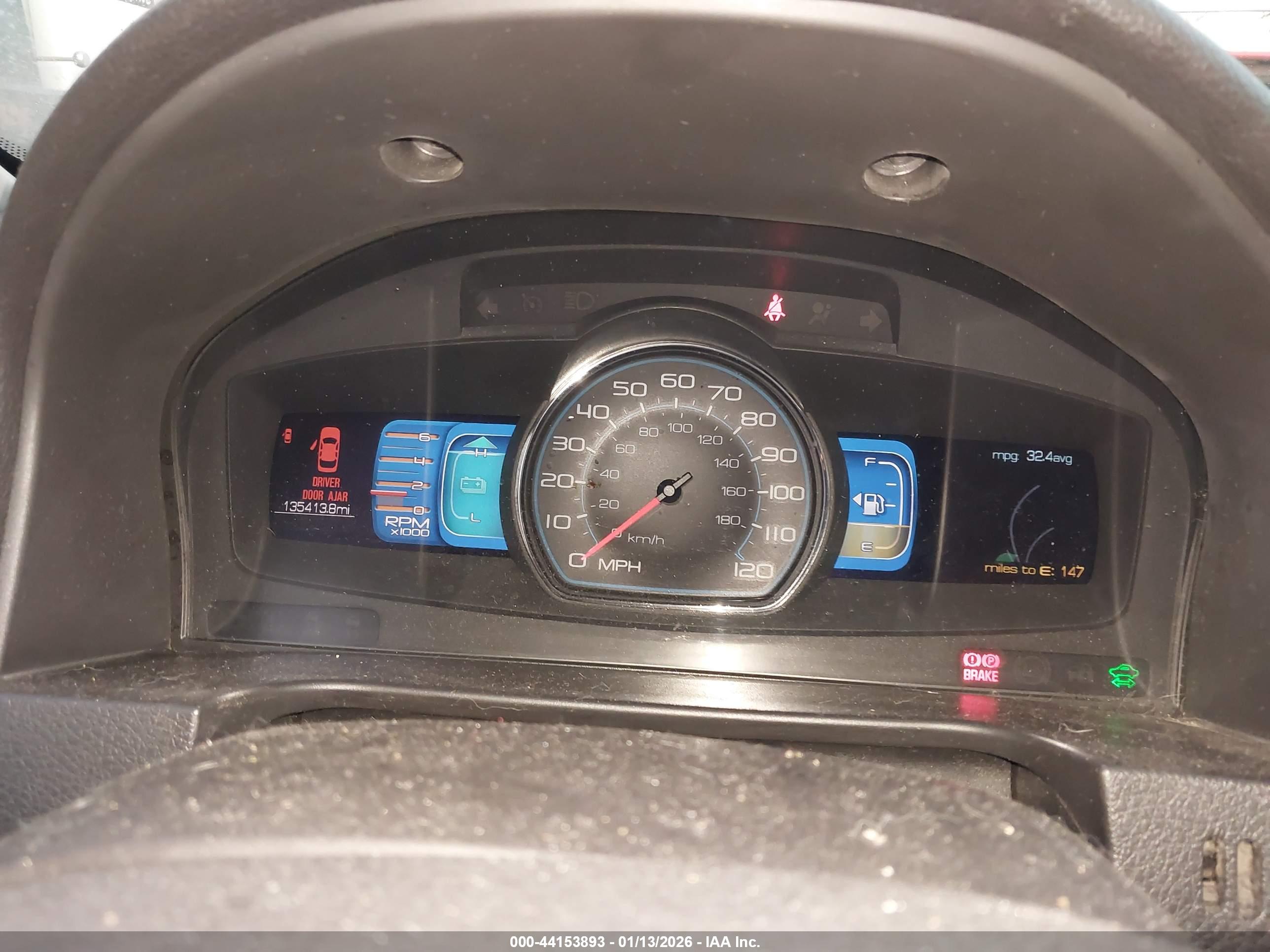 FORD FUSION image 7