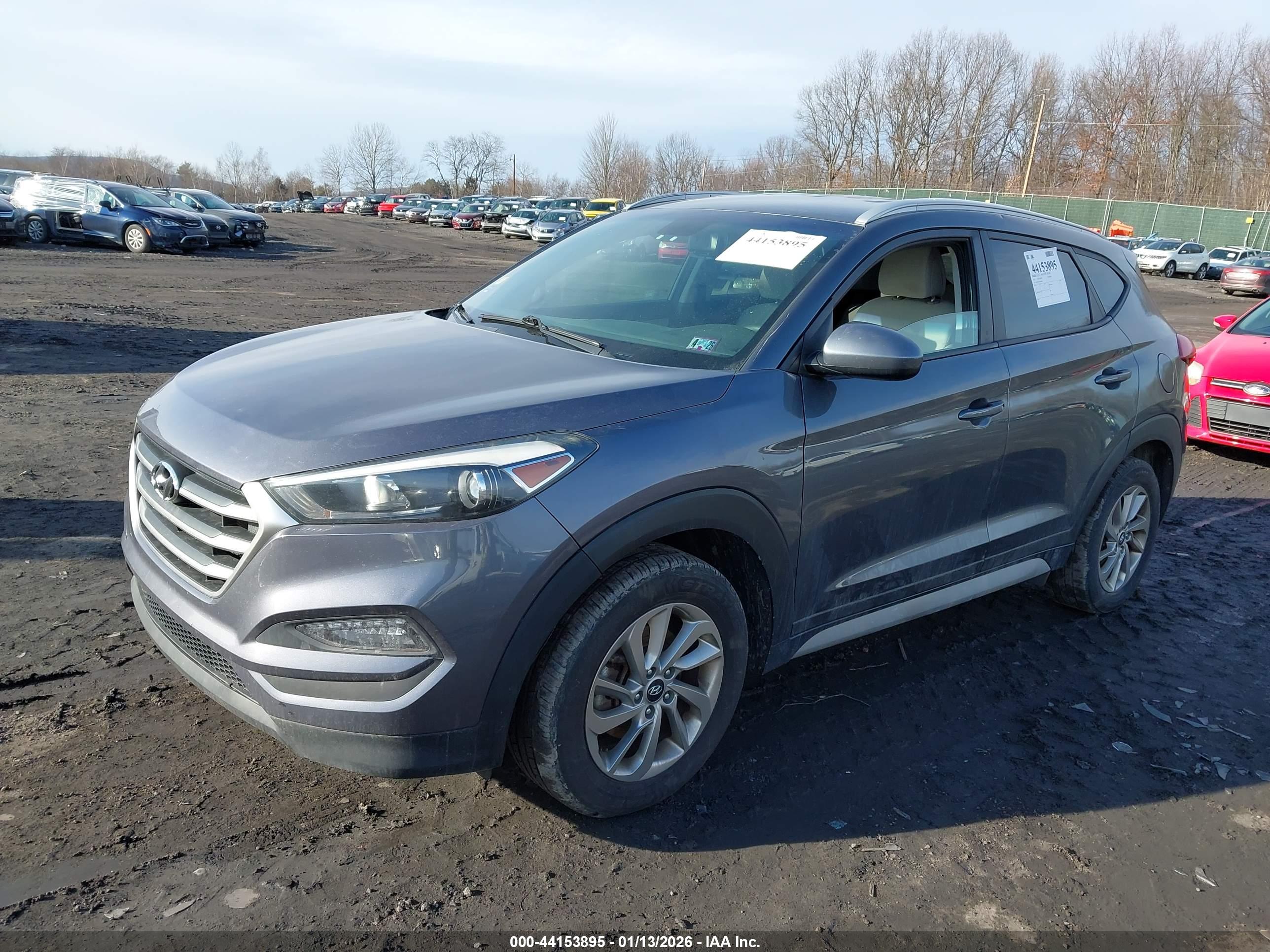 HYUNDAI TUCSON image 2
