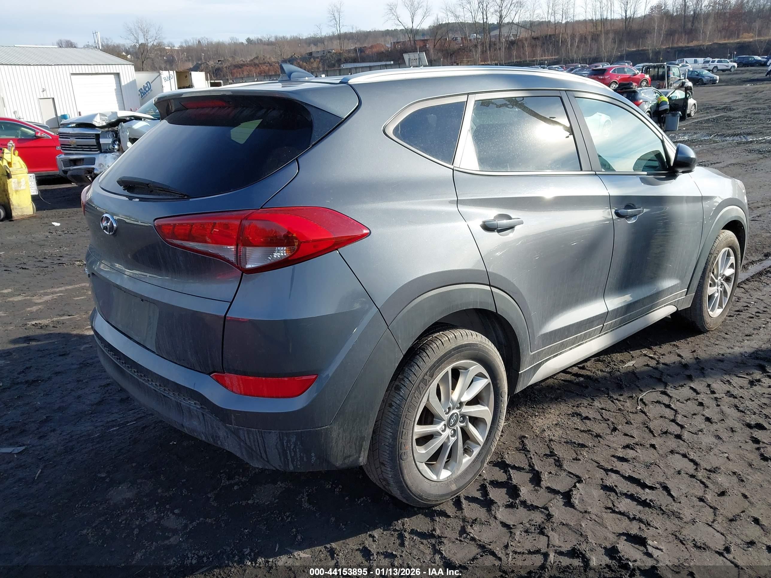 HYUNDAI TUCSON image 4