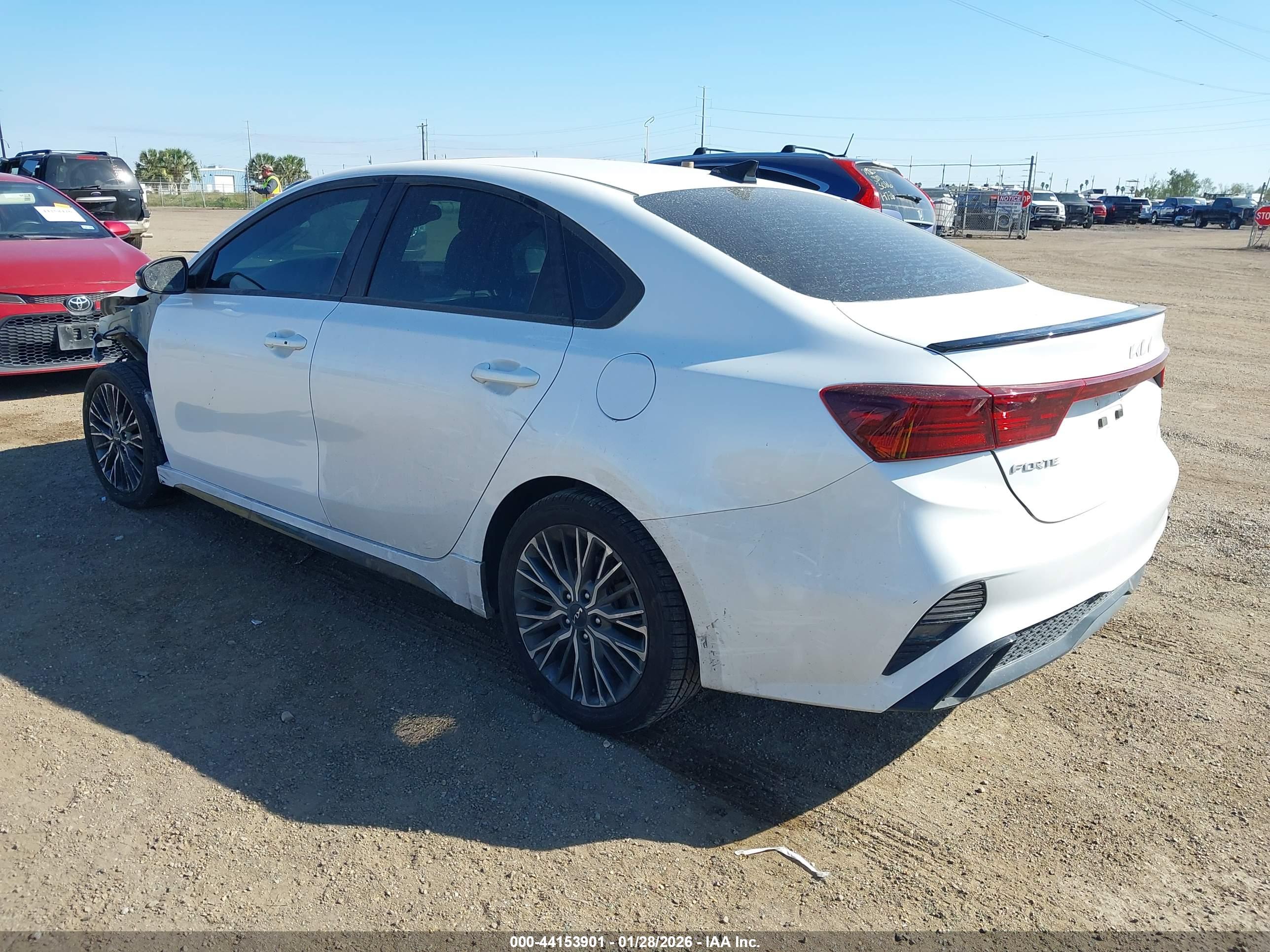 KIA FORTE image 3