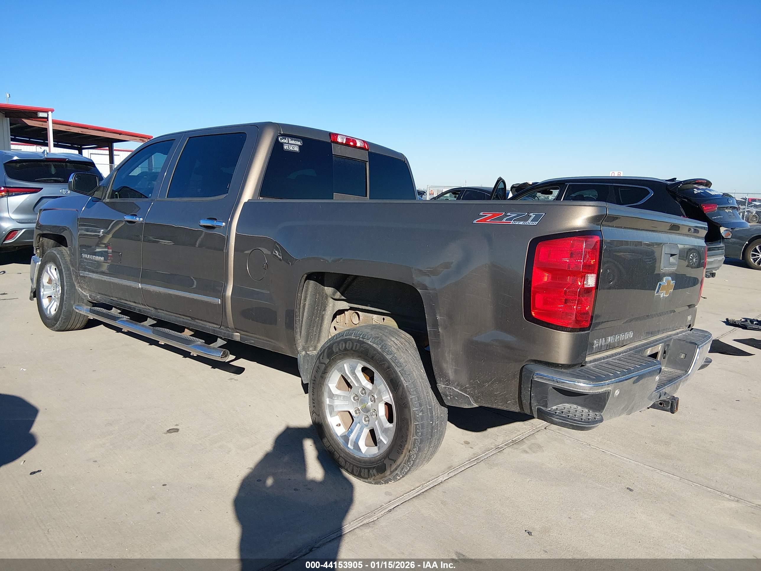 CHEVROLET SILVERADO image 3