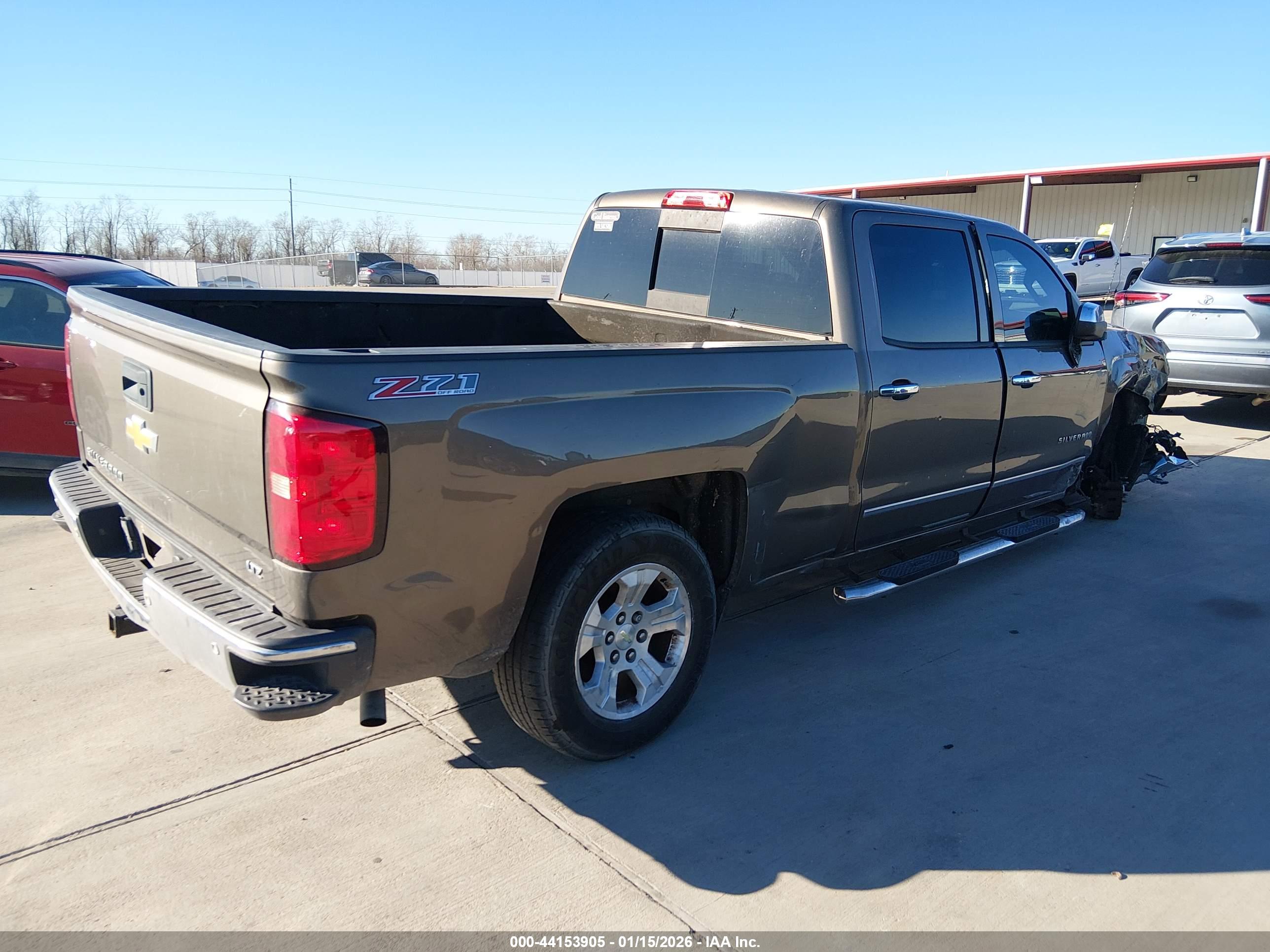 CHEVROLET SILVERADO image 4