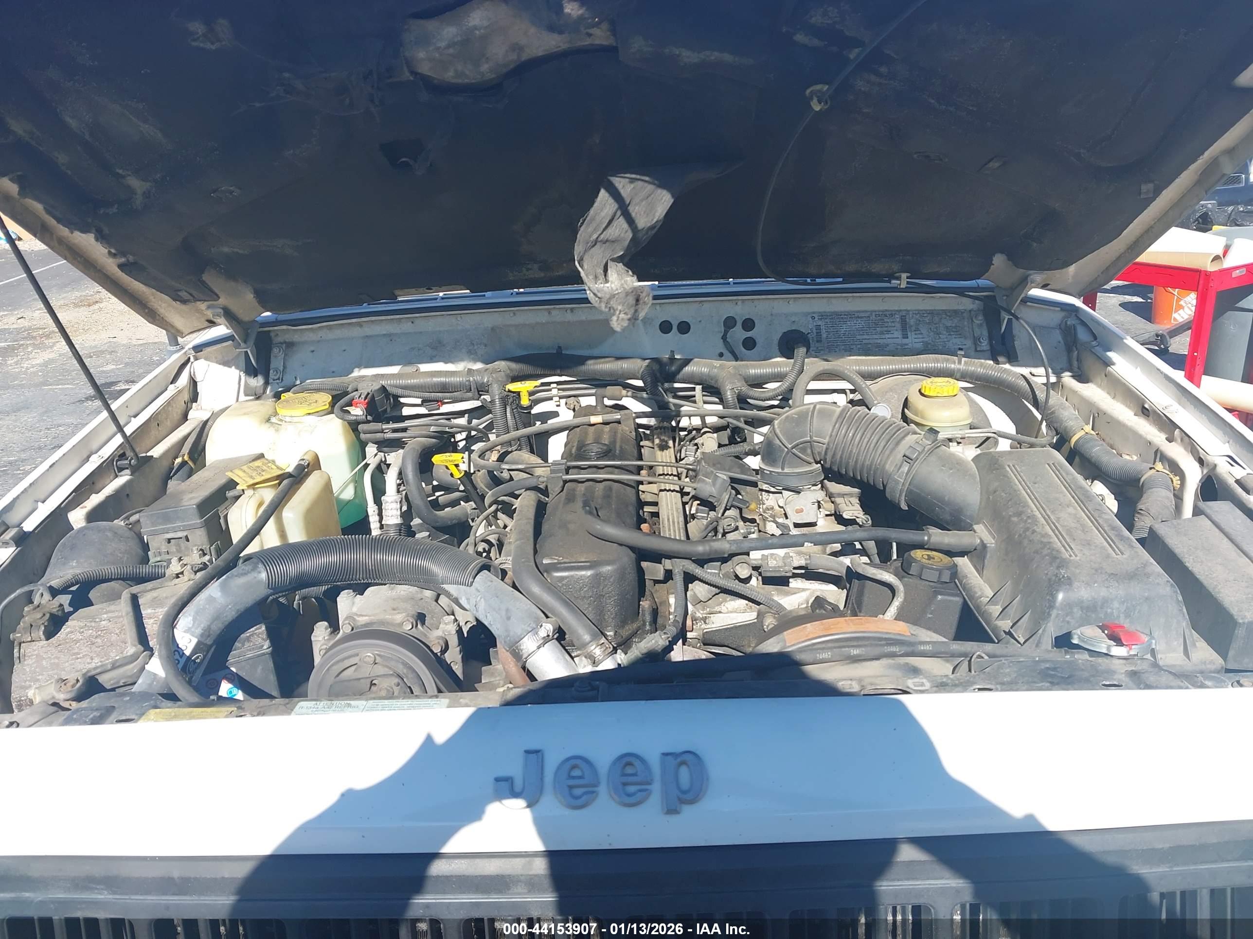JEEP CHEROKEE image 10