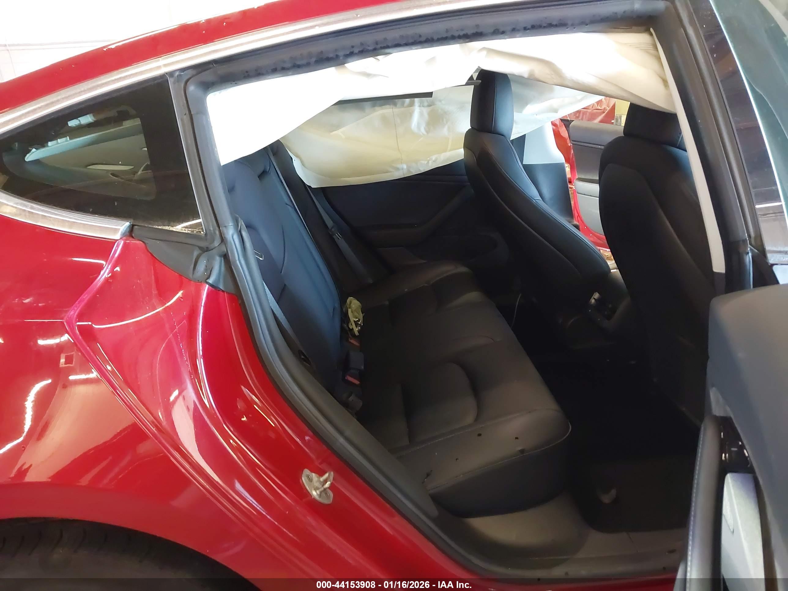 TESLA MODEL image 8