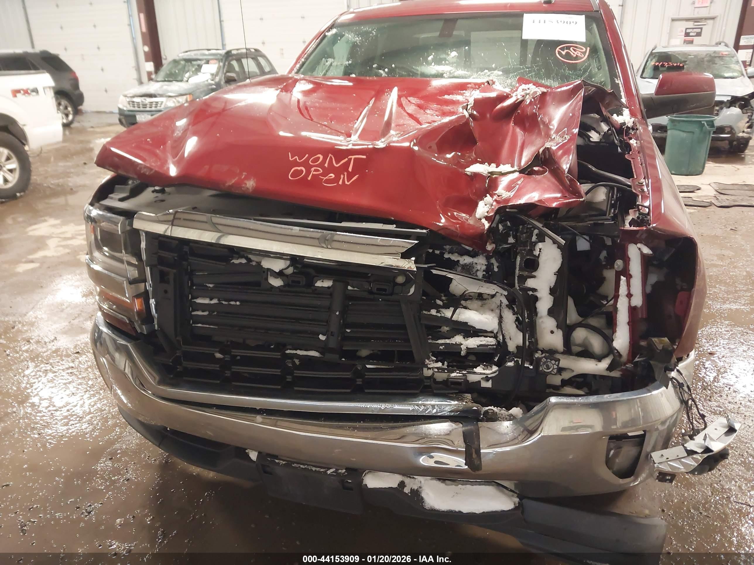 CHEVROLET SILVERADO image 6
