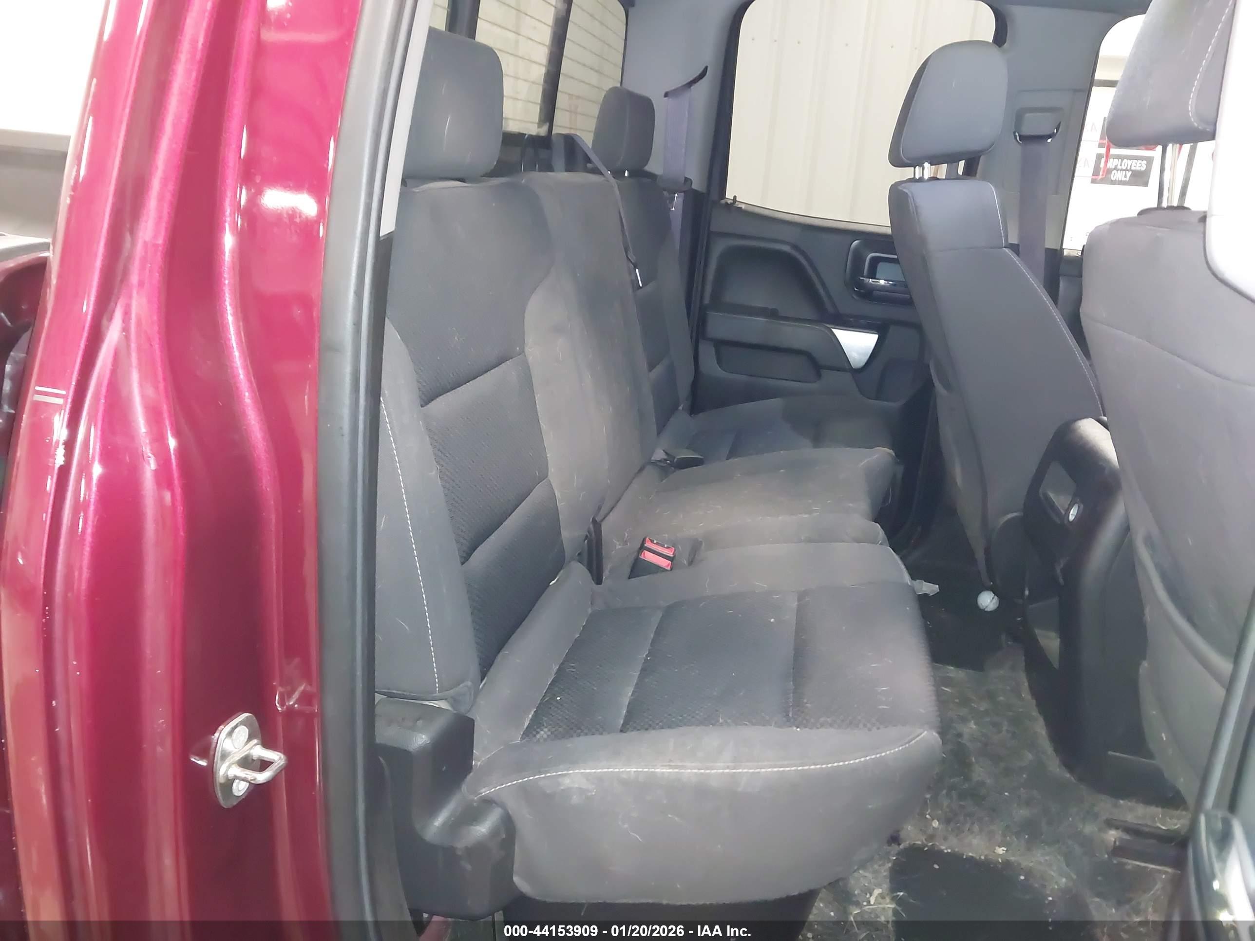 CHEVROLET SILVERADO image 8