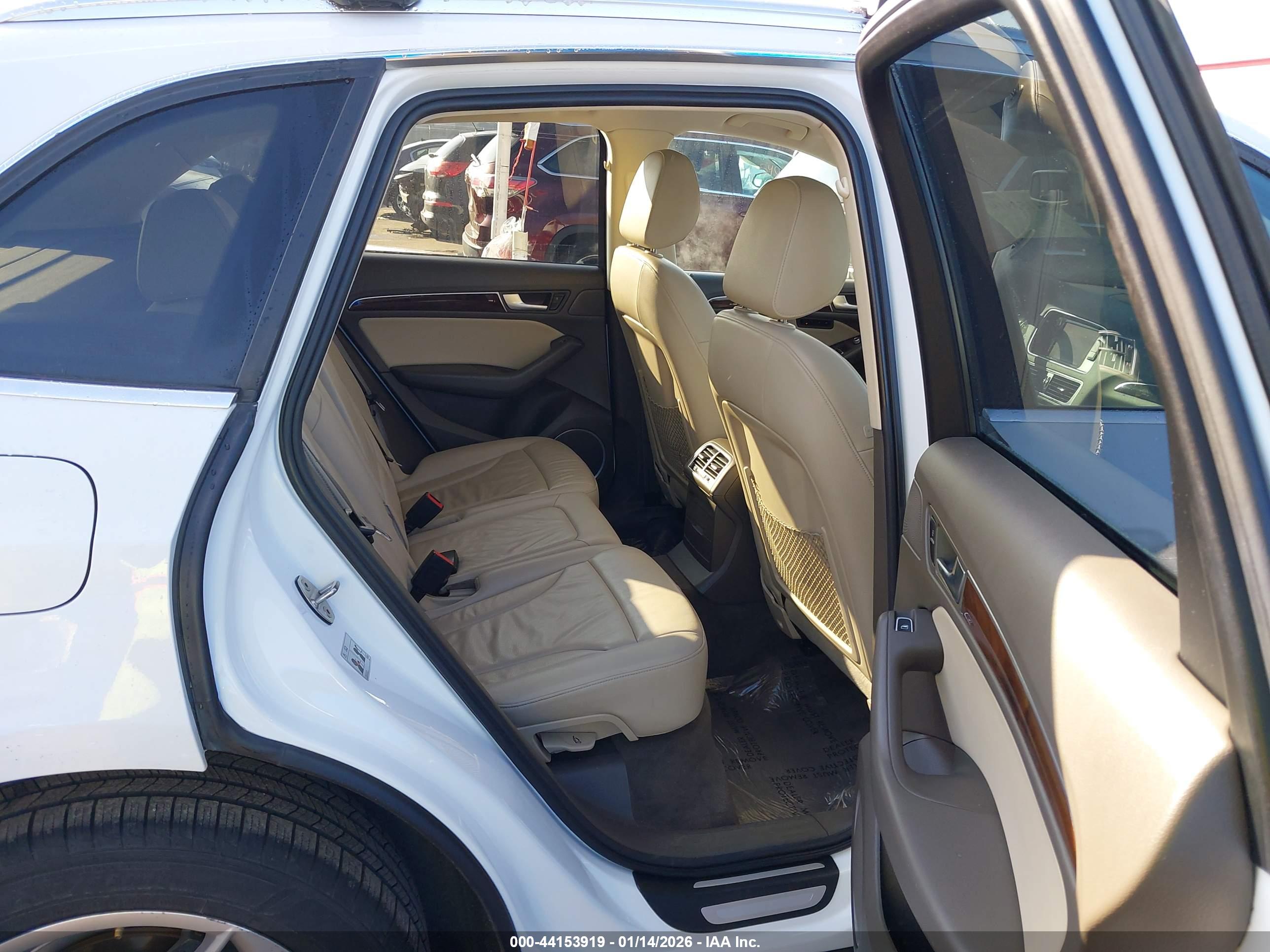 AUDI Q5 image 8