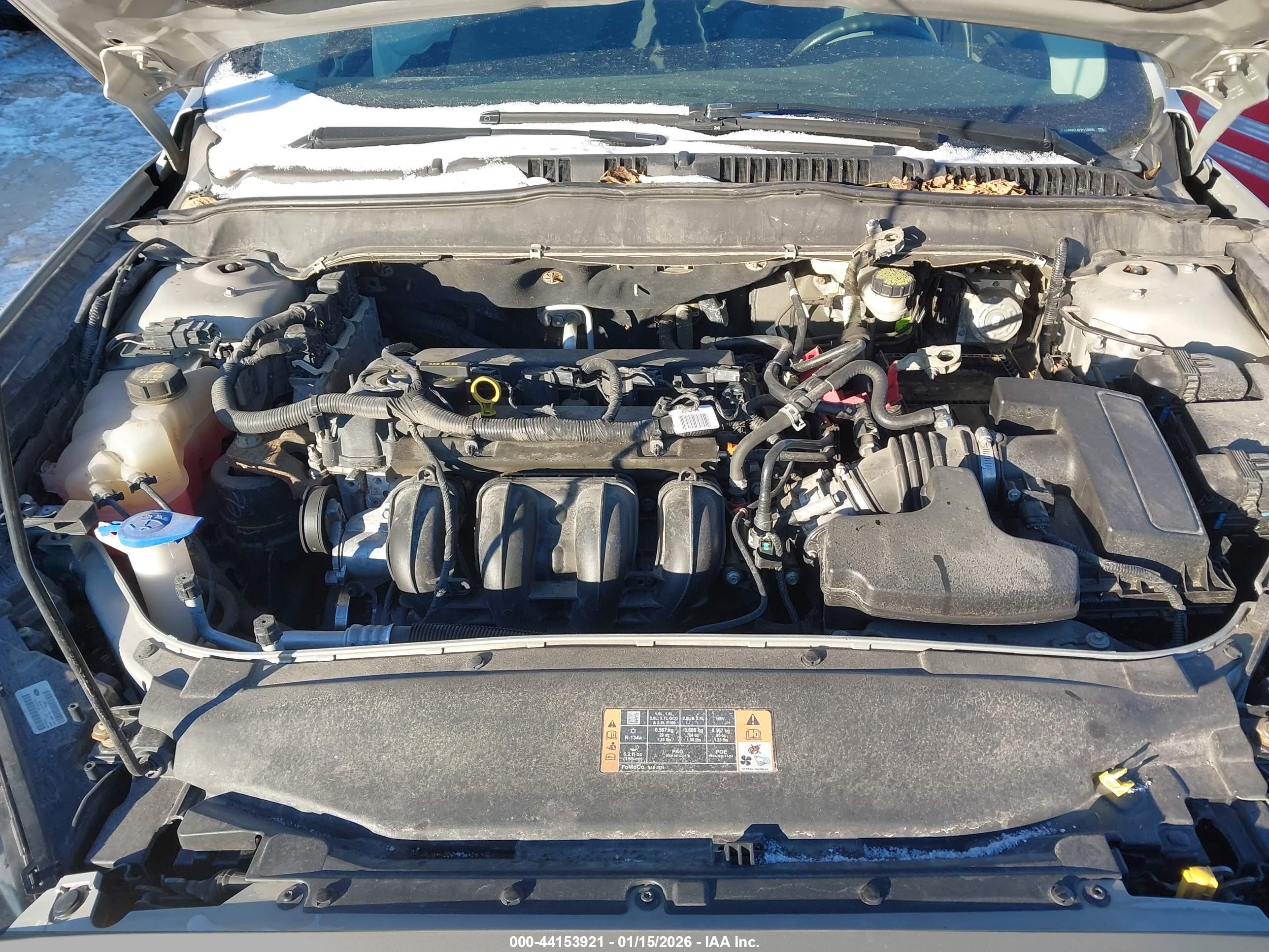 FORD FUSION image 10