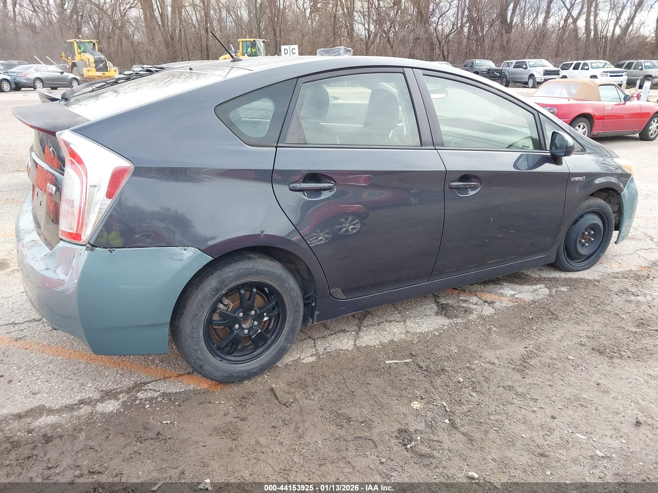 TOYOTA PRIUS image 4