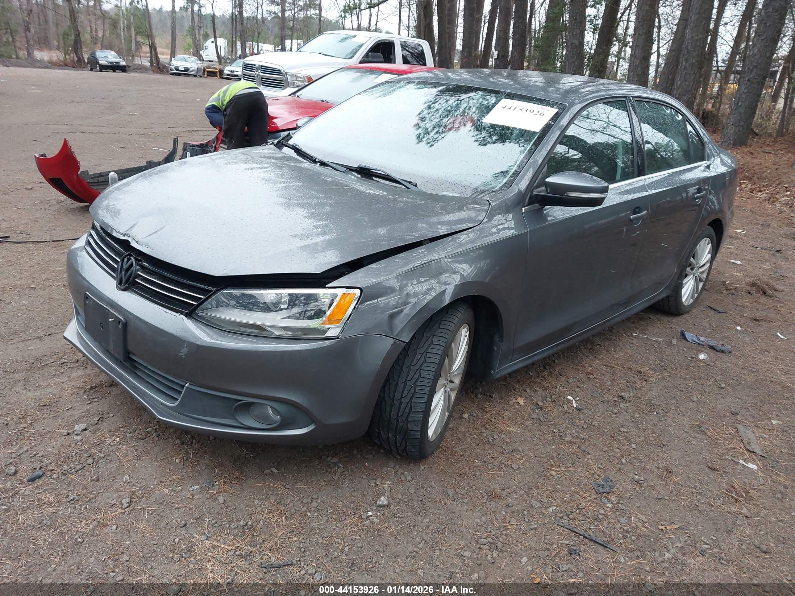 VOLKSWAGEN JETTA image 2