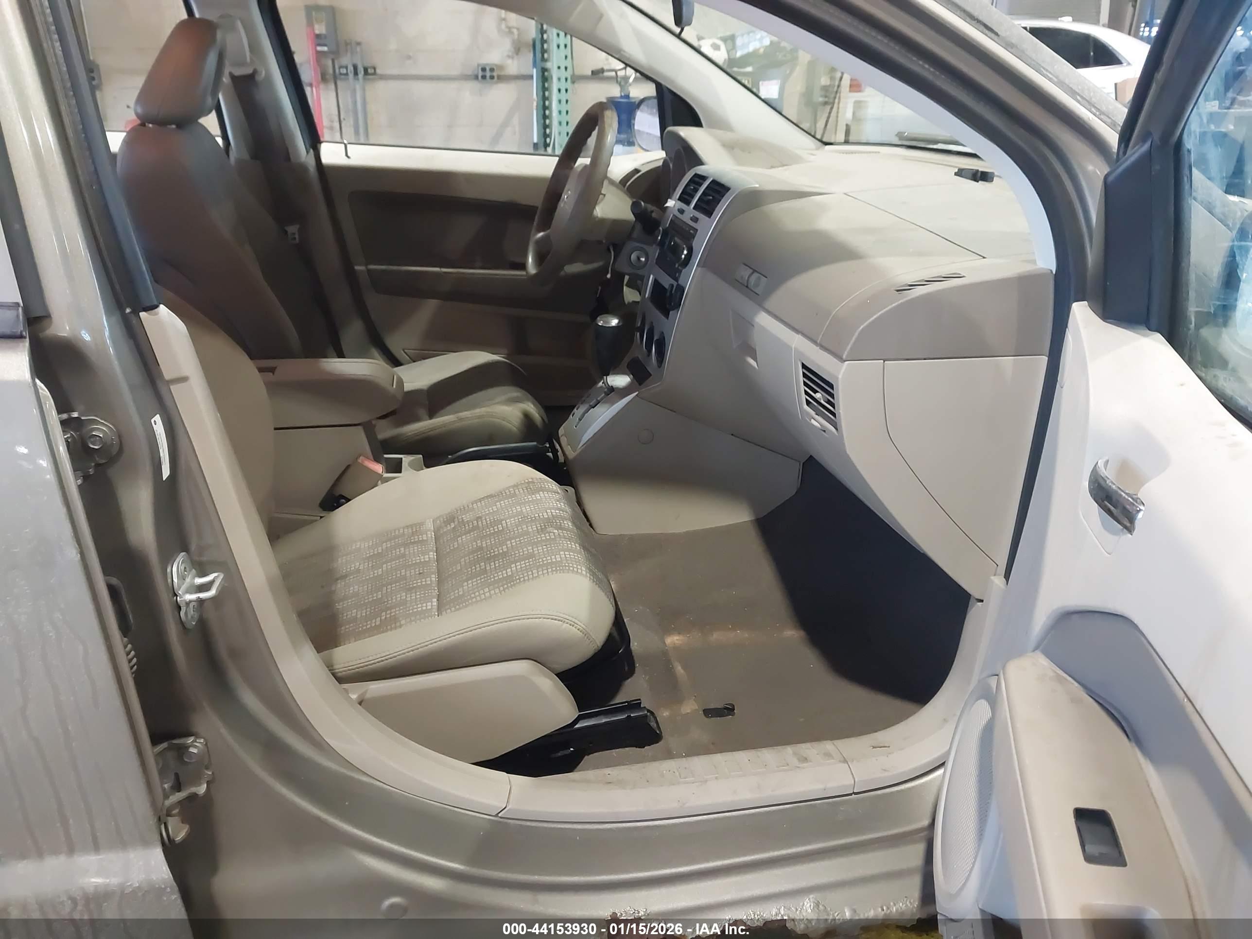 DODGE CALIBER image 5