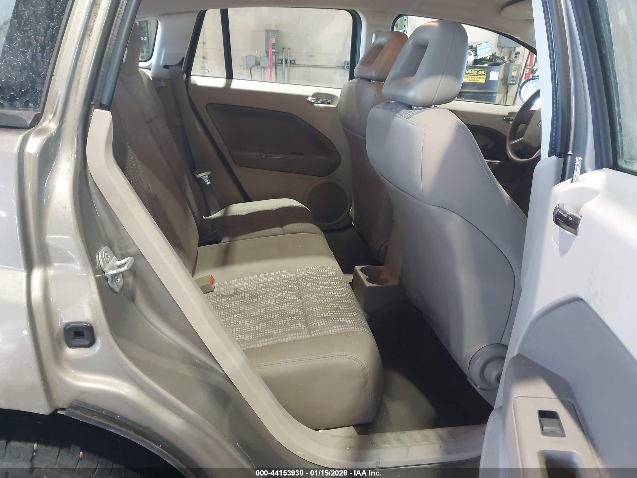 DODGE CALIBER image 8
