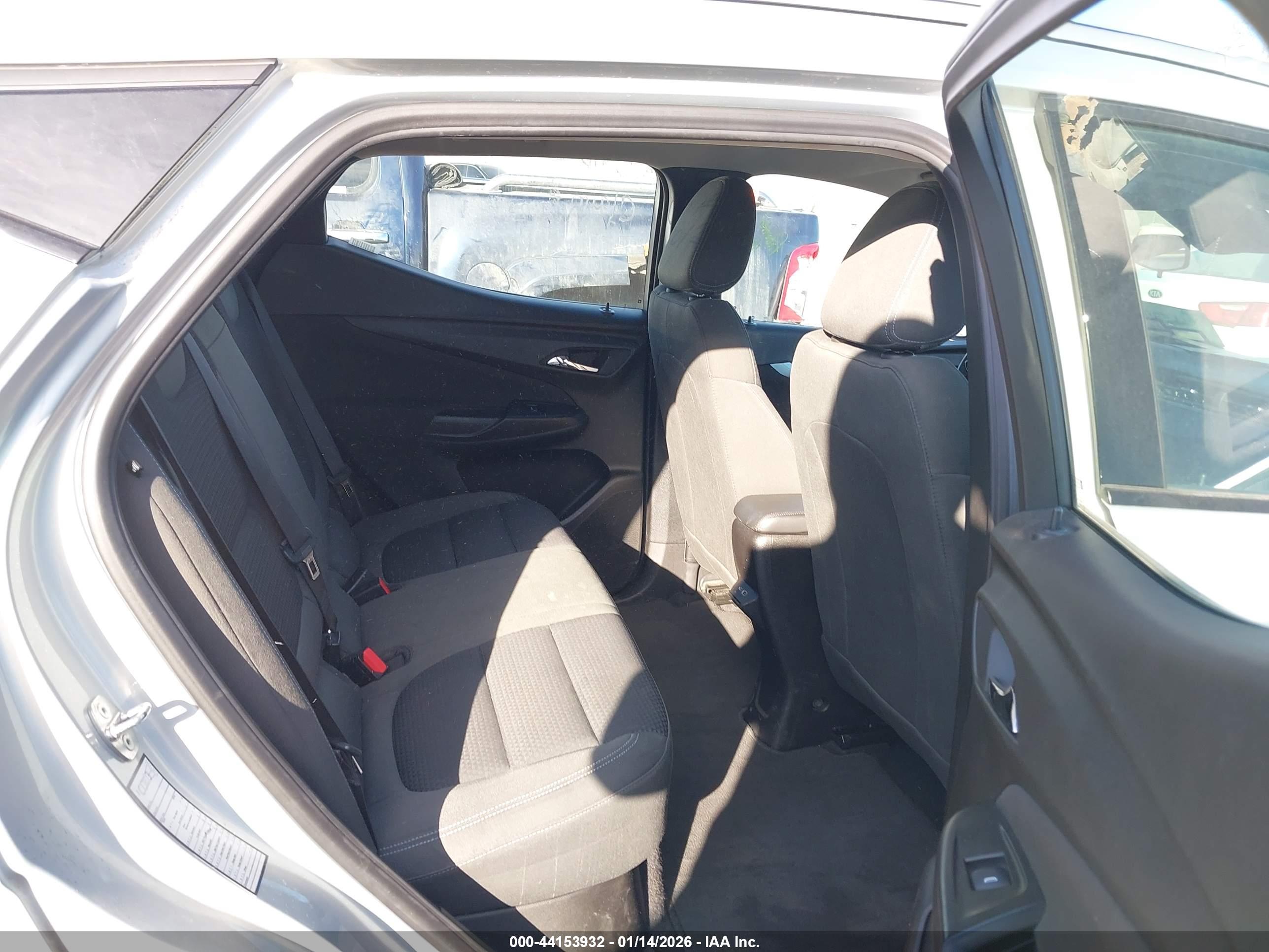 CHEVROLET BOLT image 8