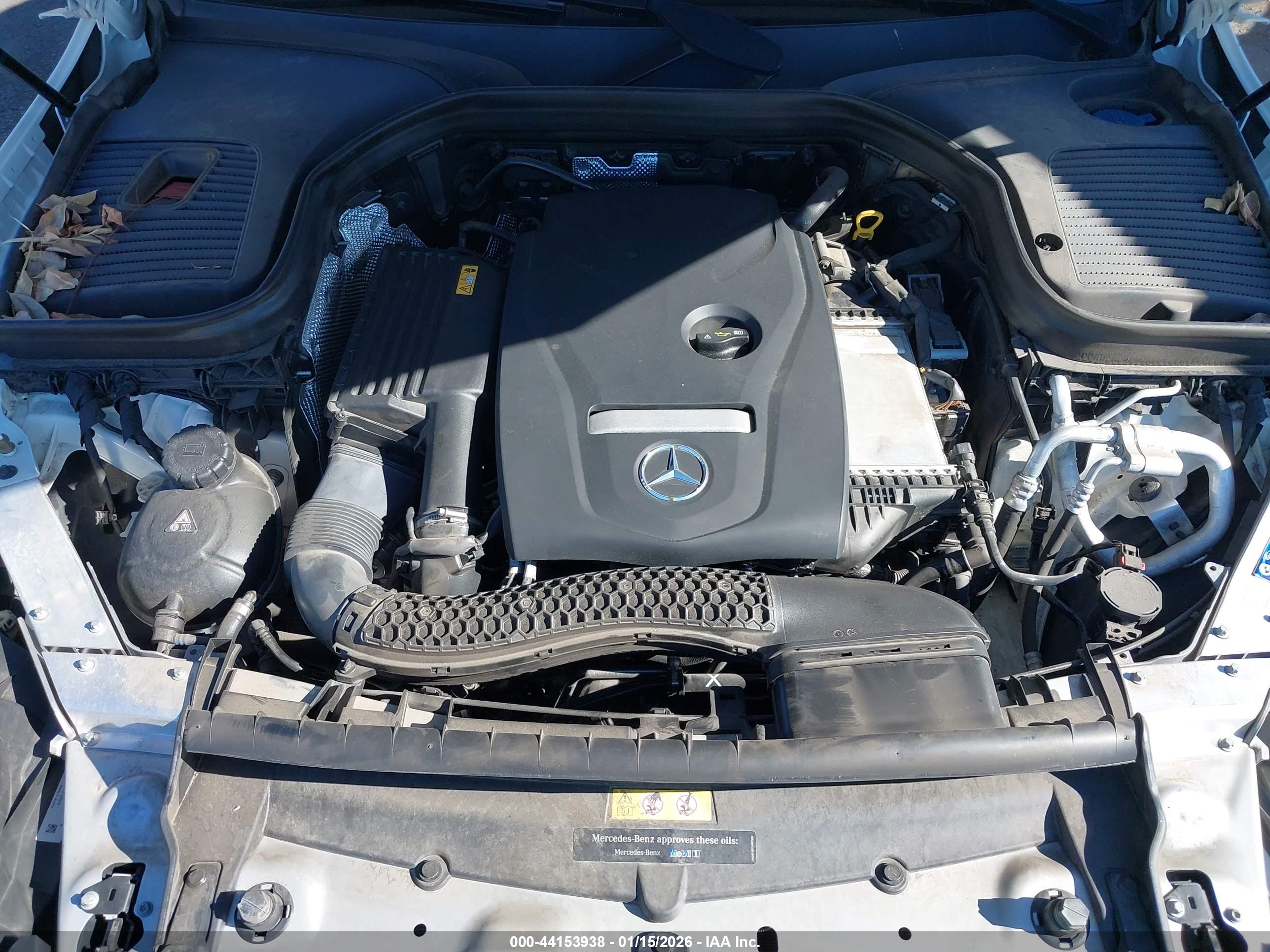 MERCEDES-BENZ GLC image 10