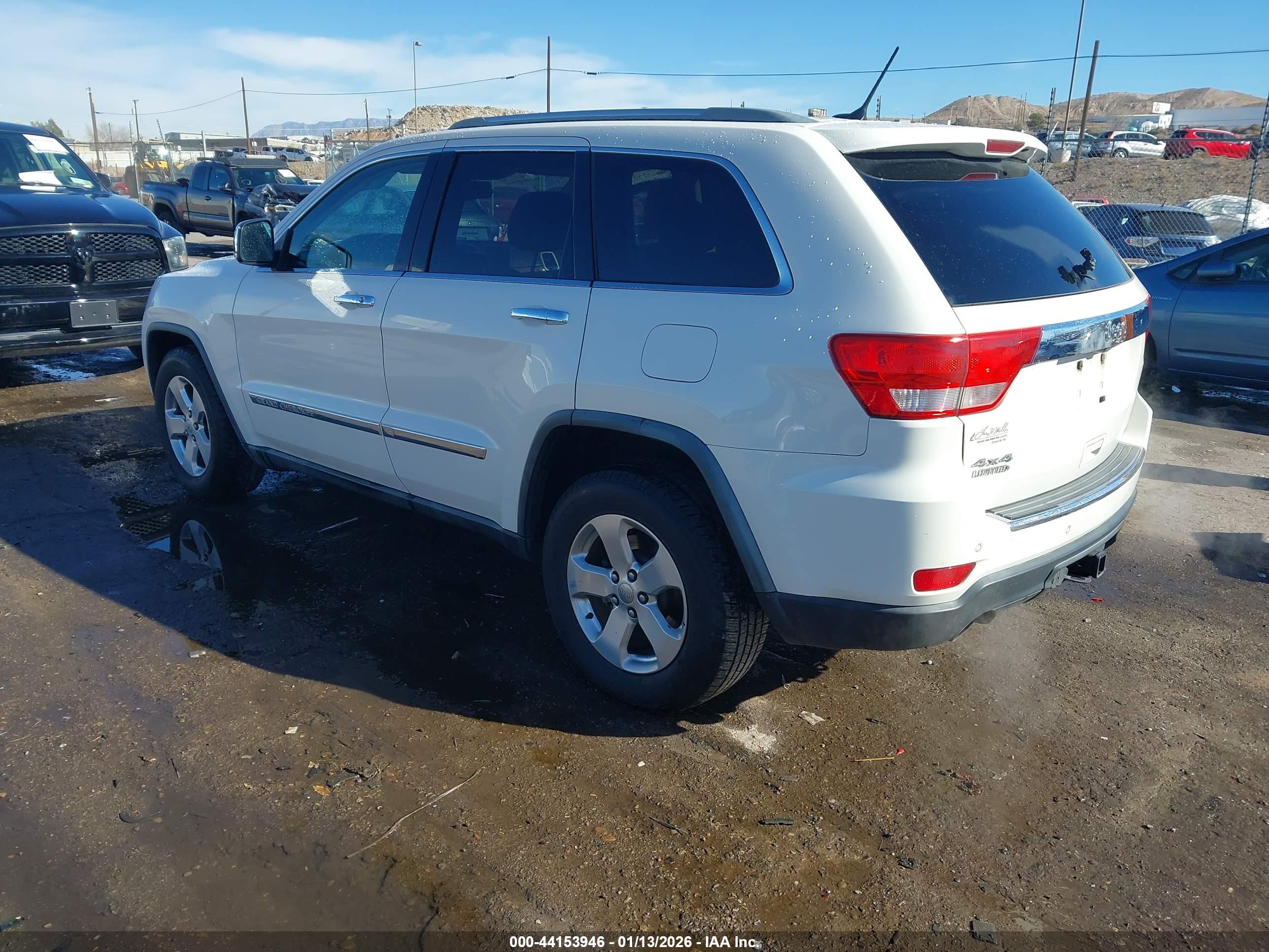 JEEP GRAND image 3