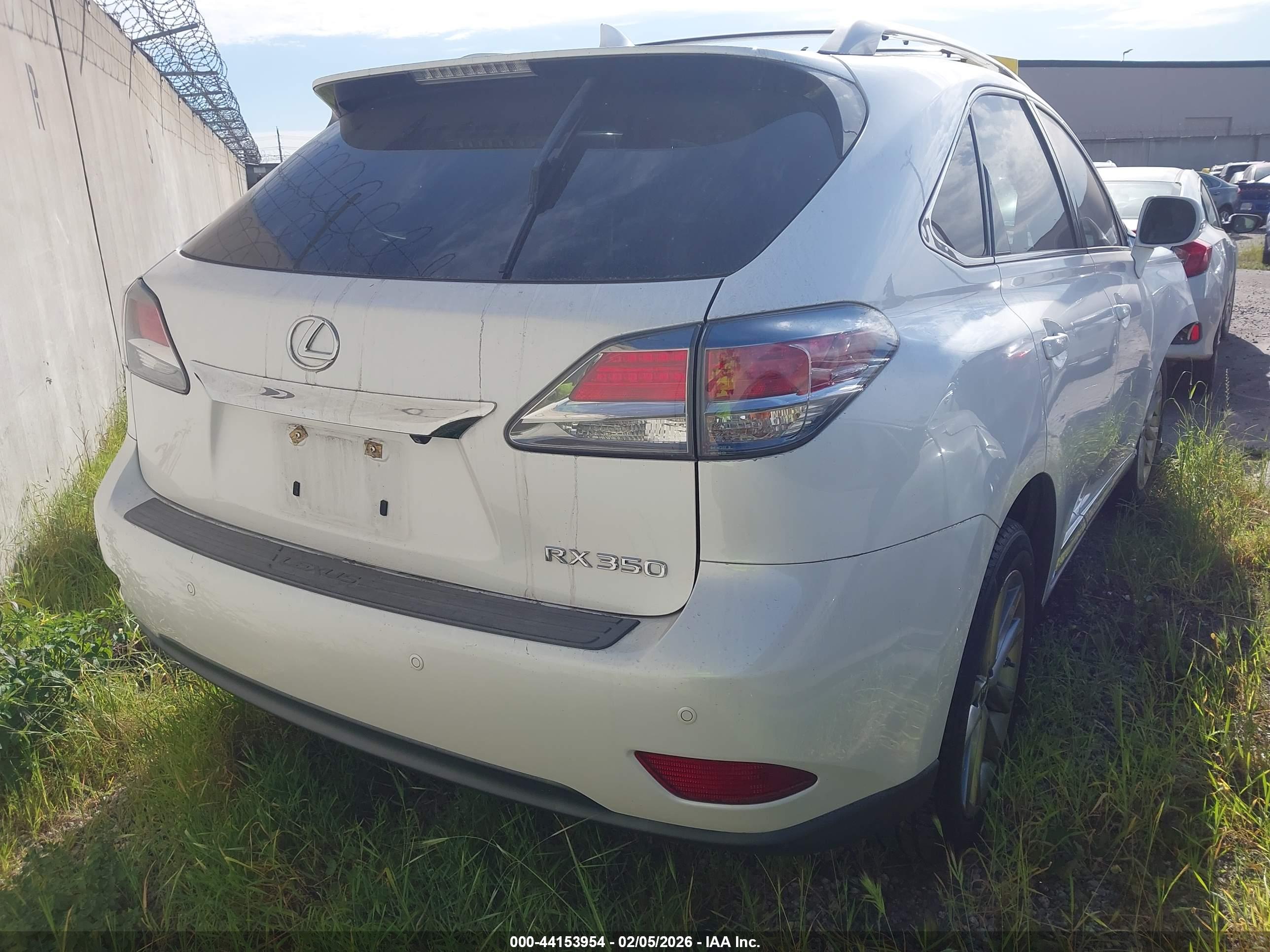 LEXUS RX image 4