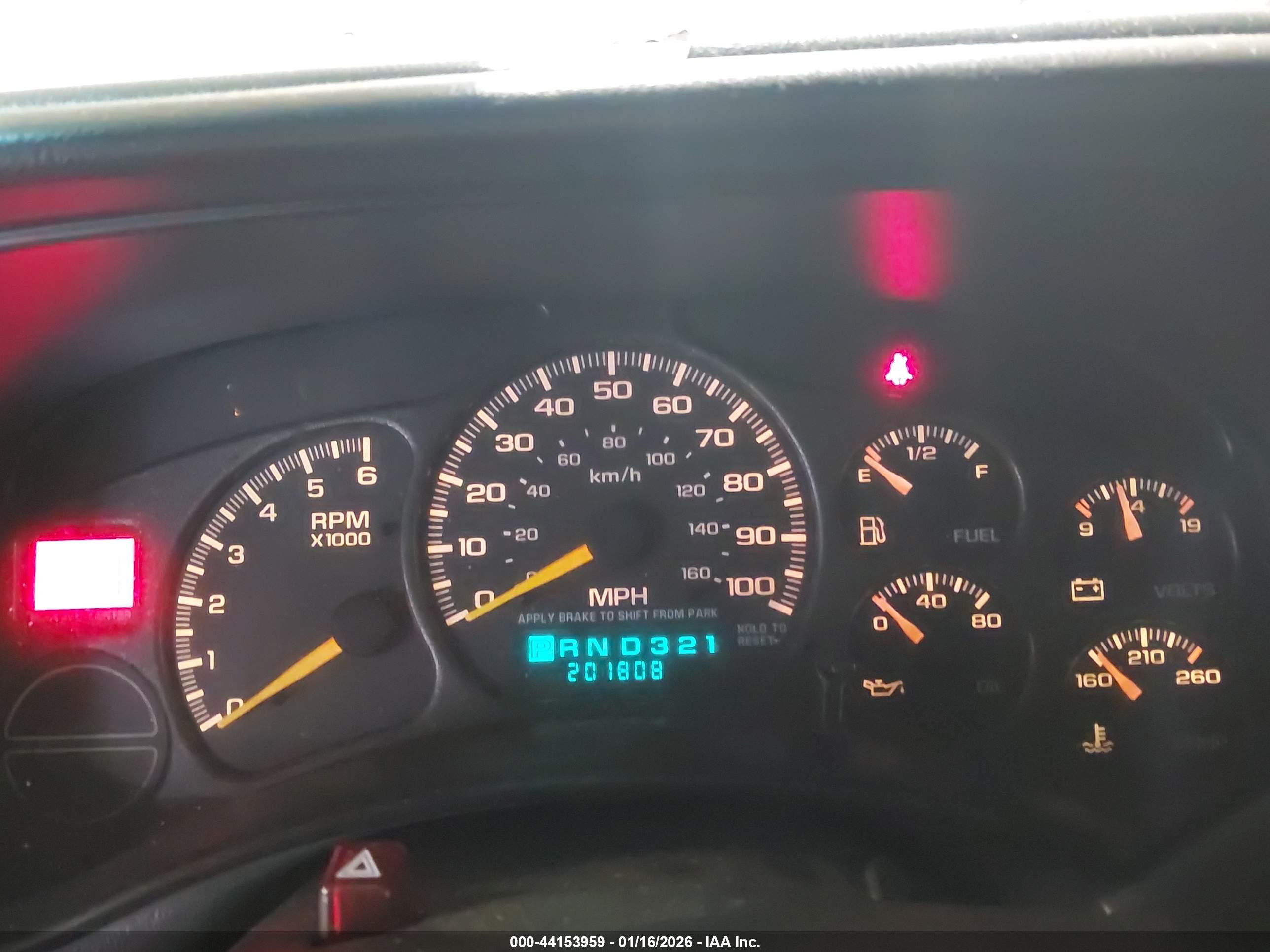 CHEVROLET SILVERADO image 7
