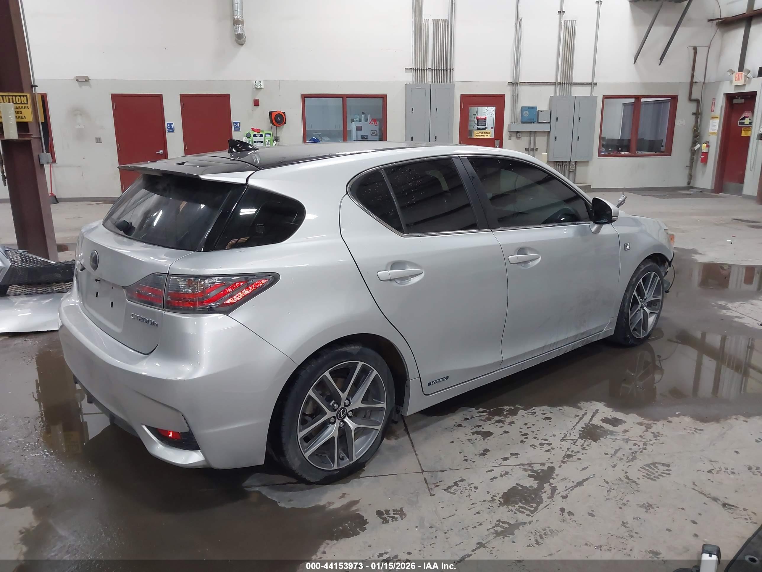 LEXUS CT image 4