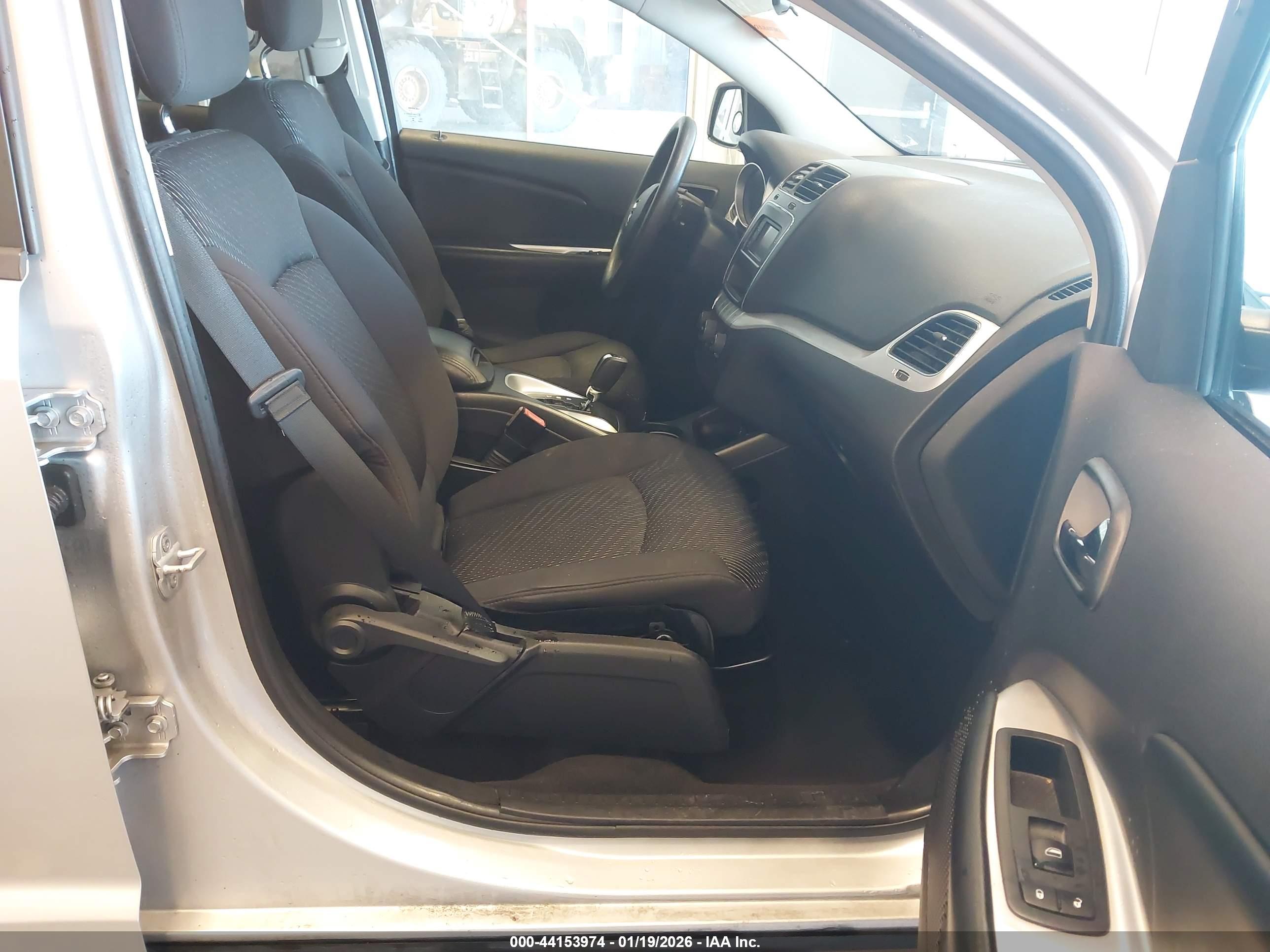 DODGE JOURNEY image 5