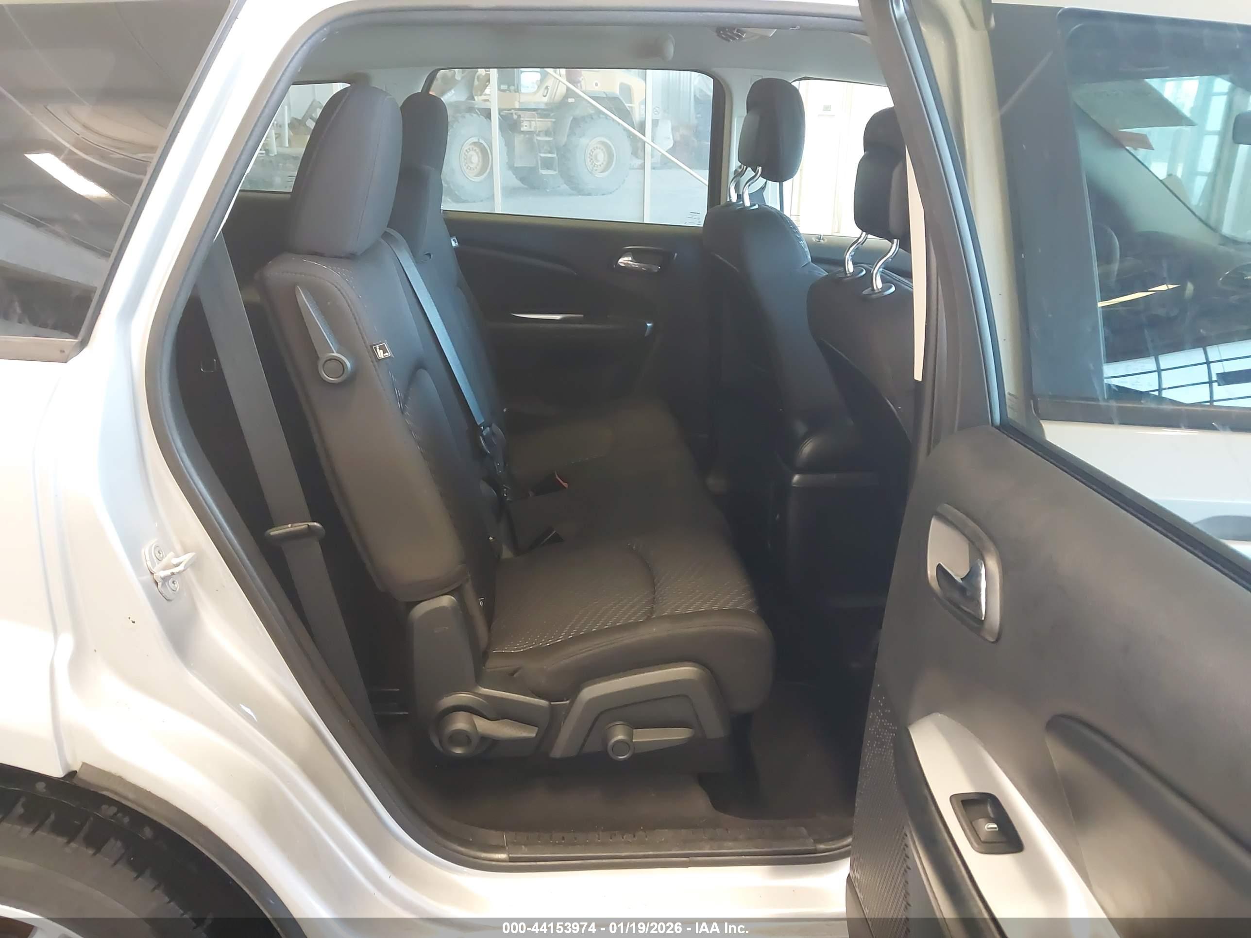 DODGE JOURNEY image 8