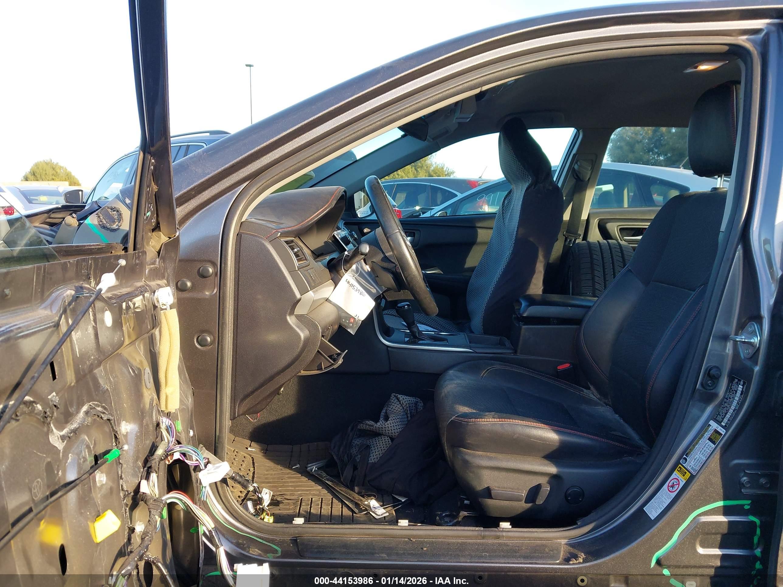TOYOTA CAMRY image 5