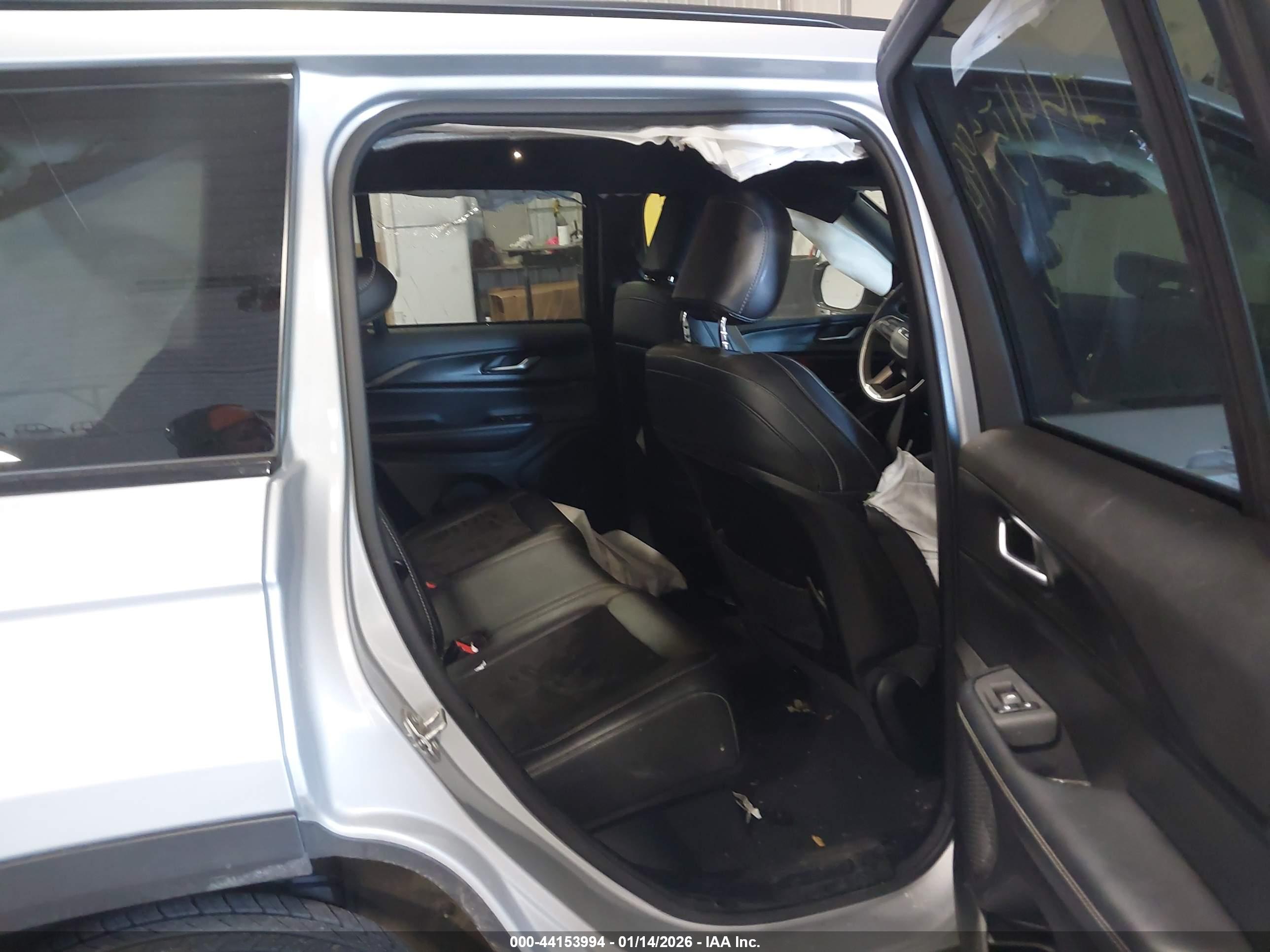 JEEP GRAND image 8