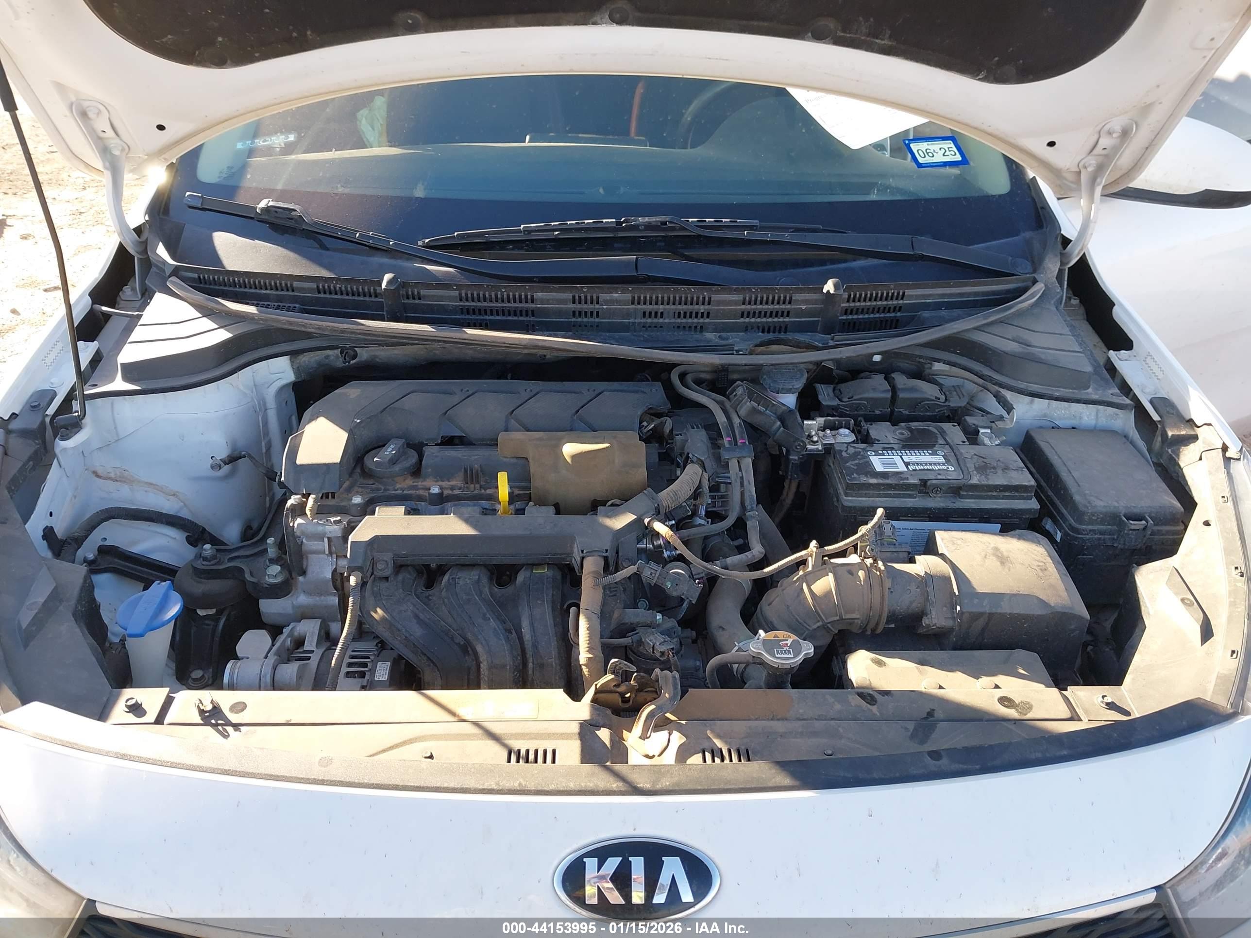 KIA RIO image 10