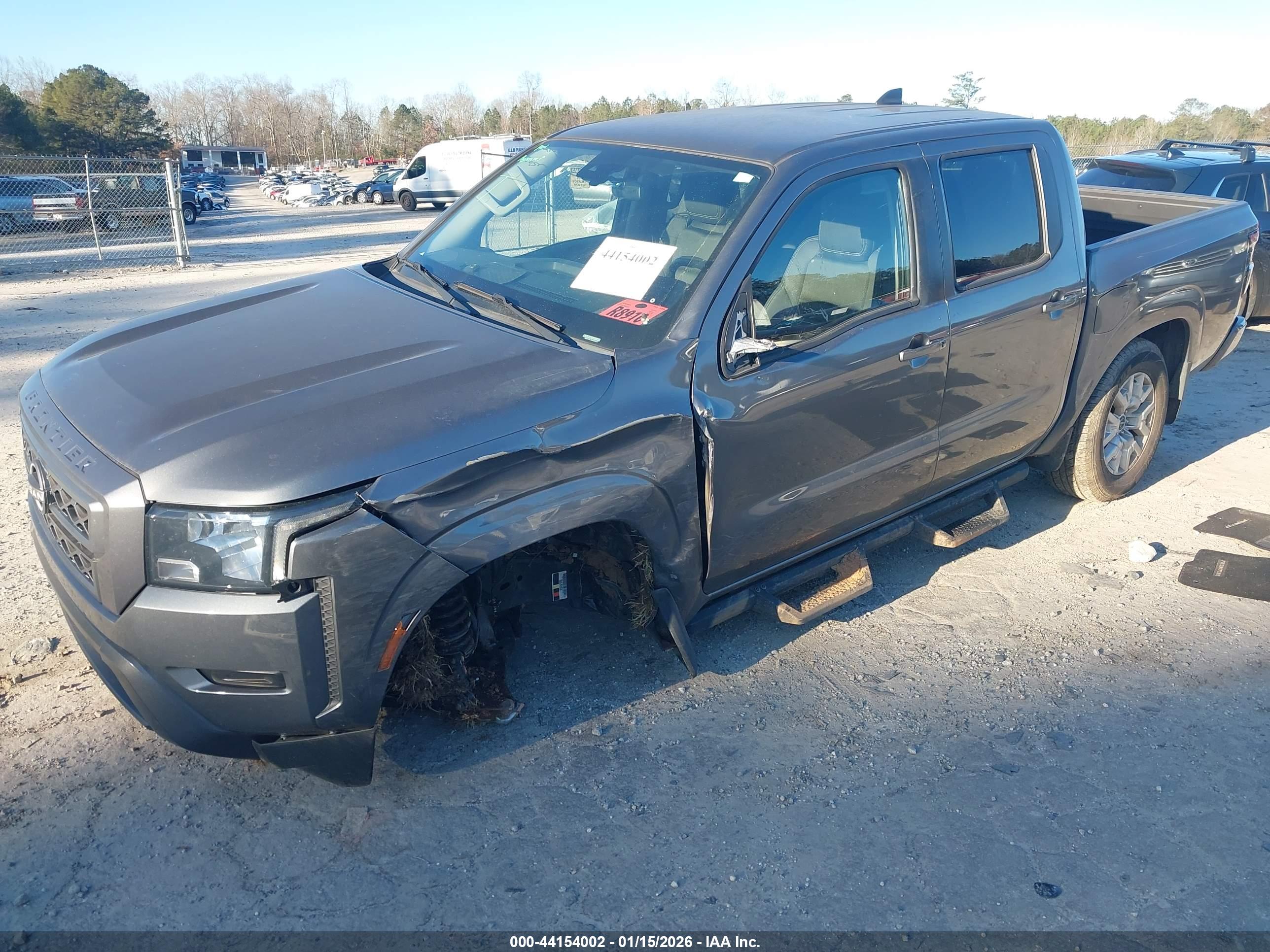 NISSAN FRONTIER image 2