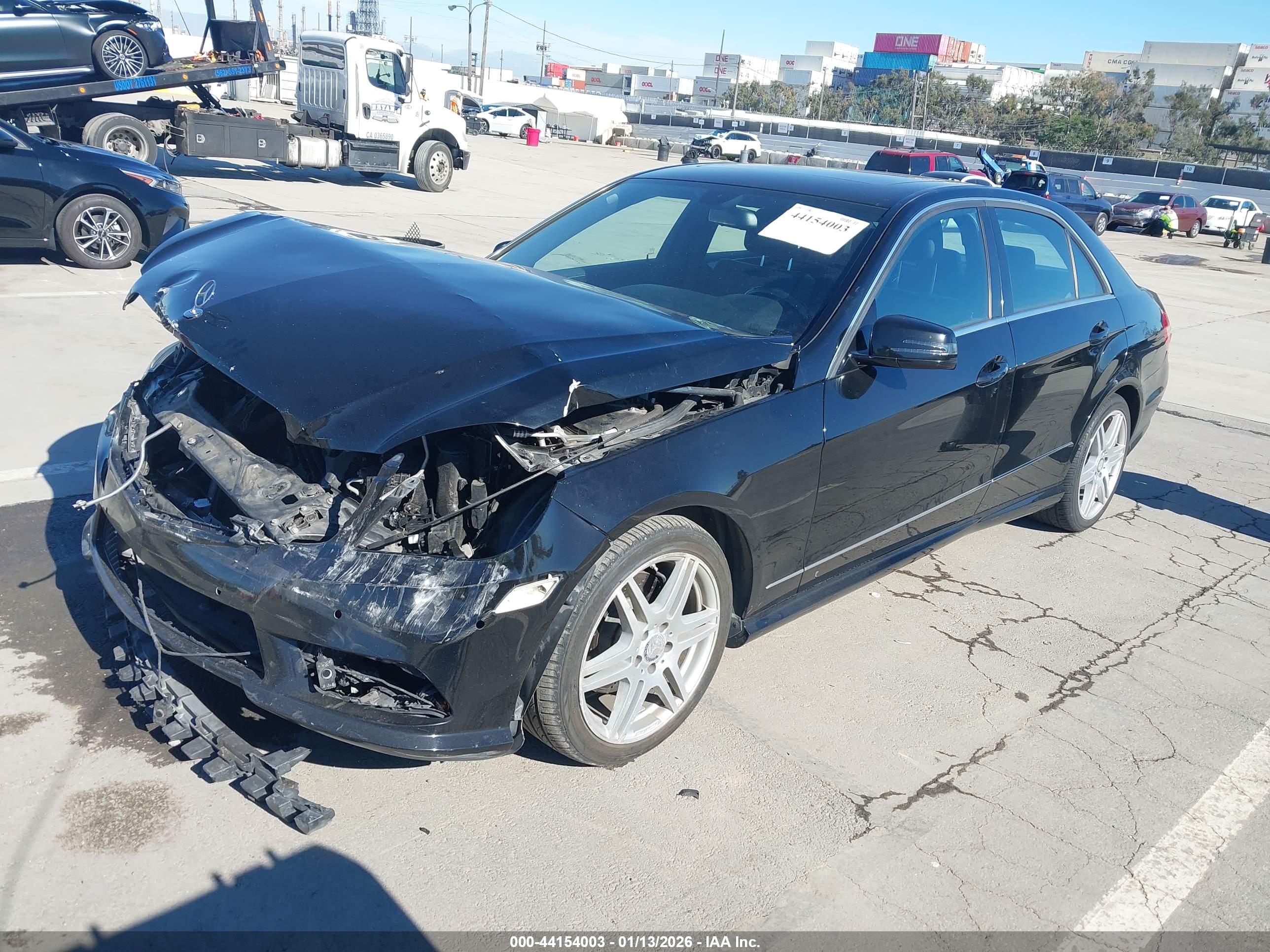 MERCEDES-BENZ E image 2