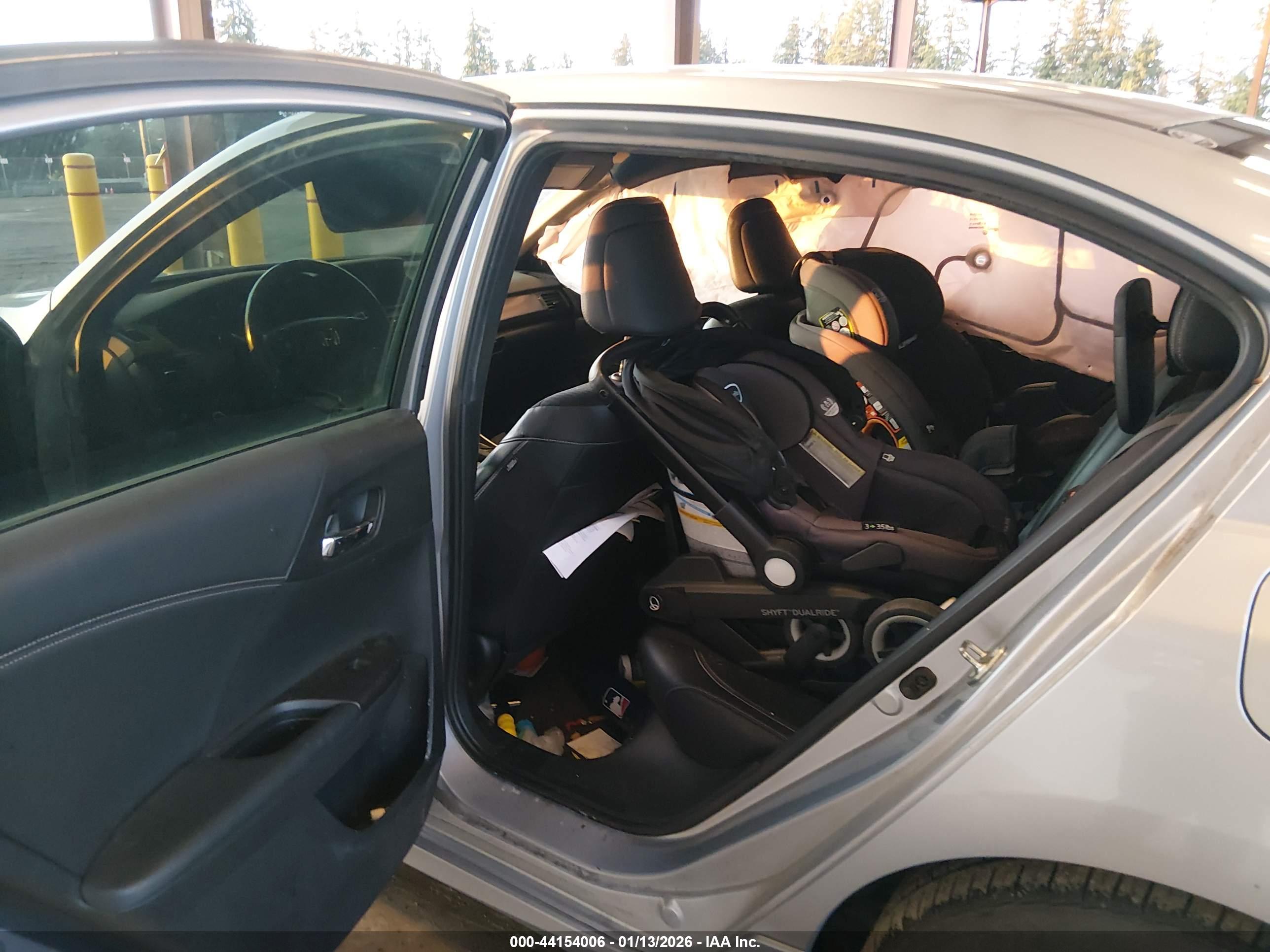 HONDA ACCORD image 8