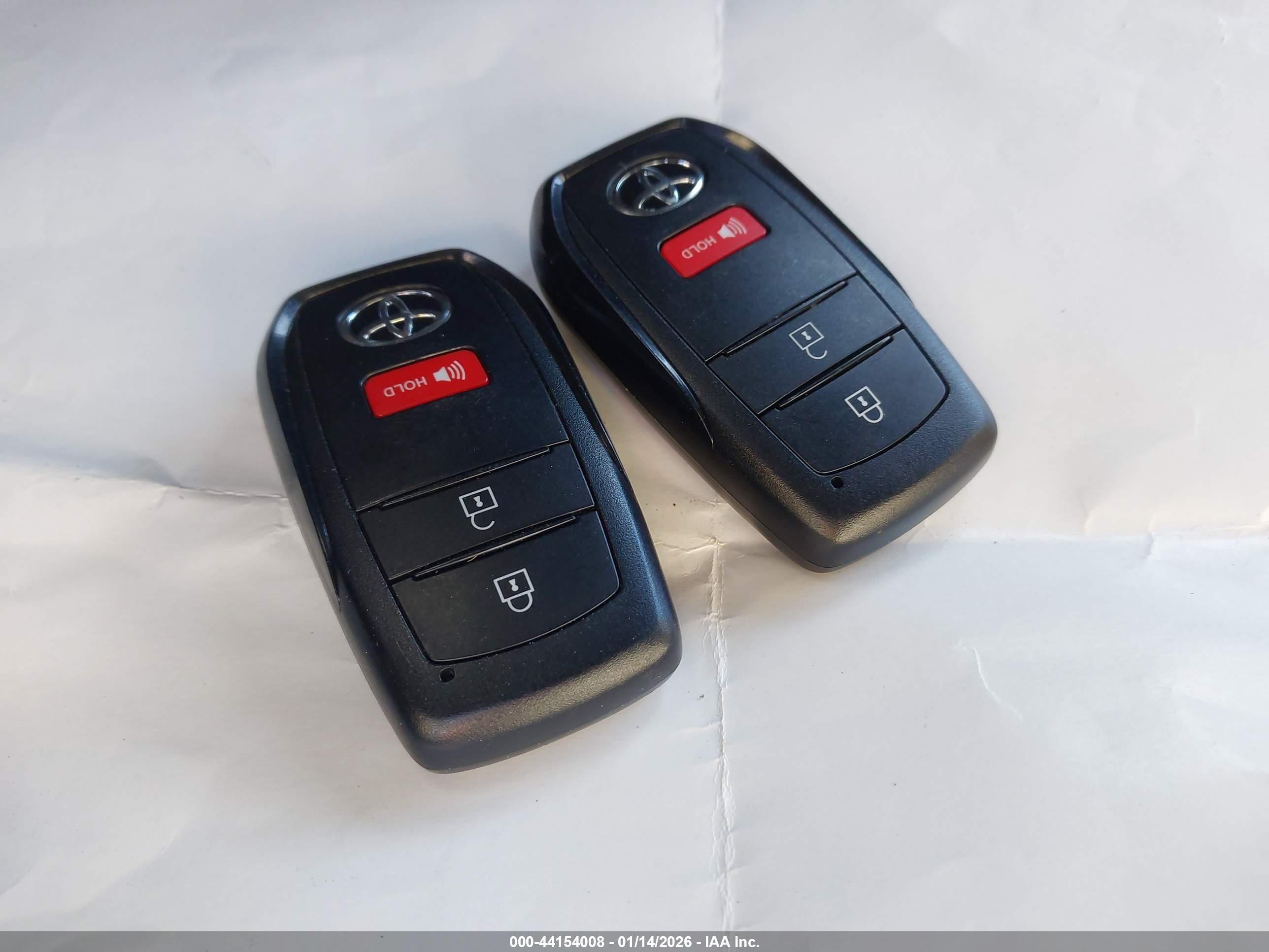 TOYOTA TACOMA image 11