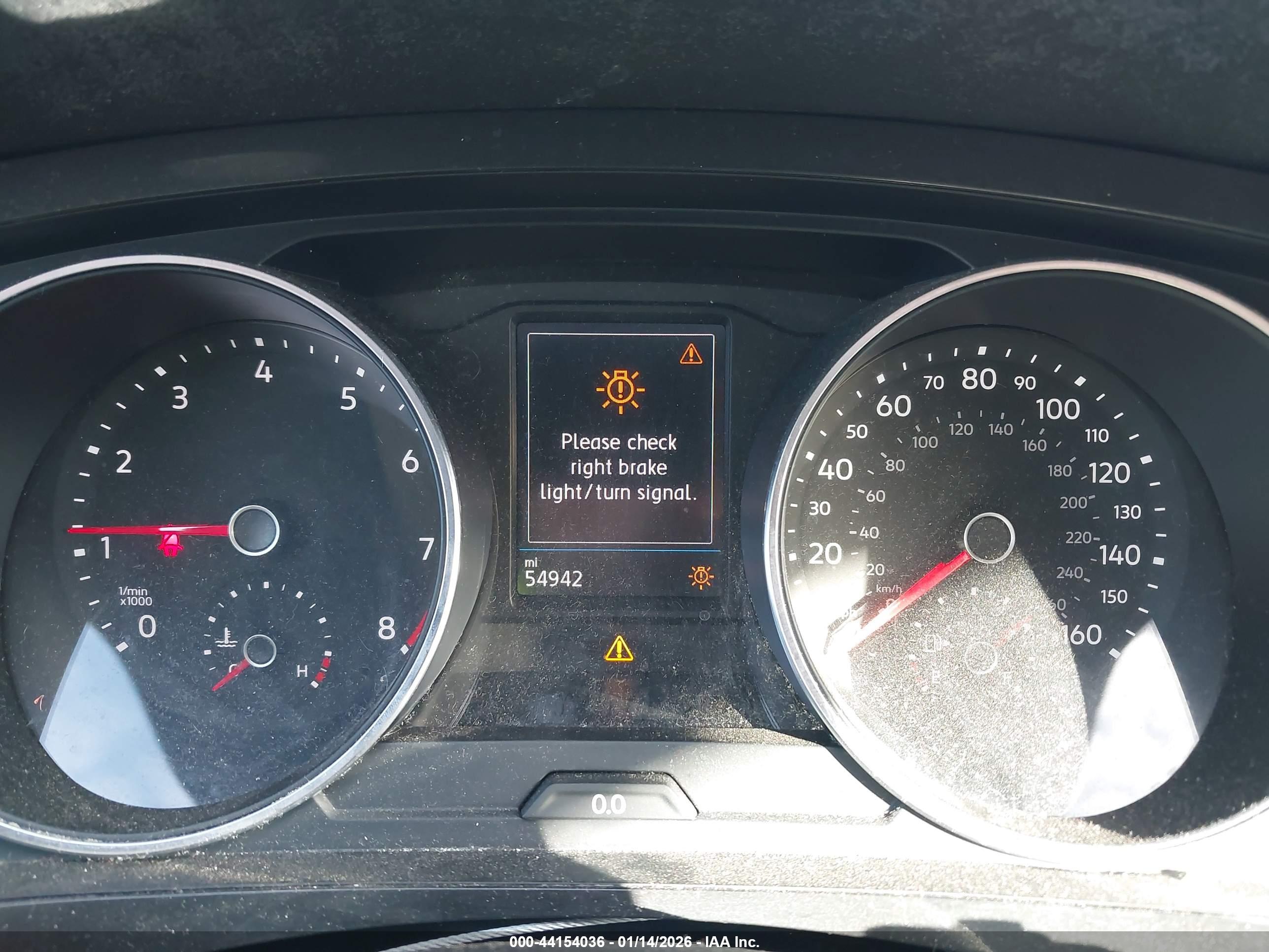 VOLKSWAGEN TIGUAN image 7