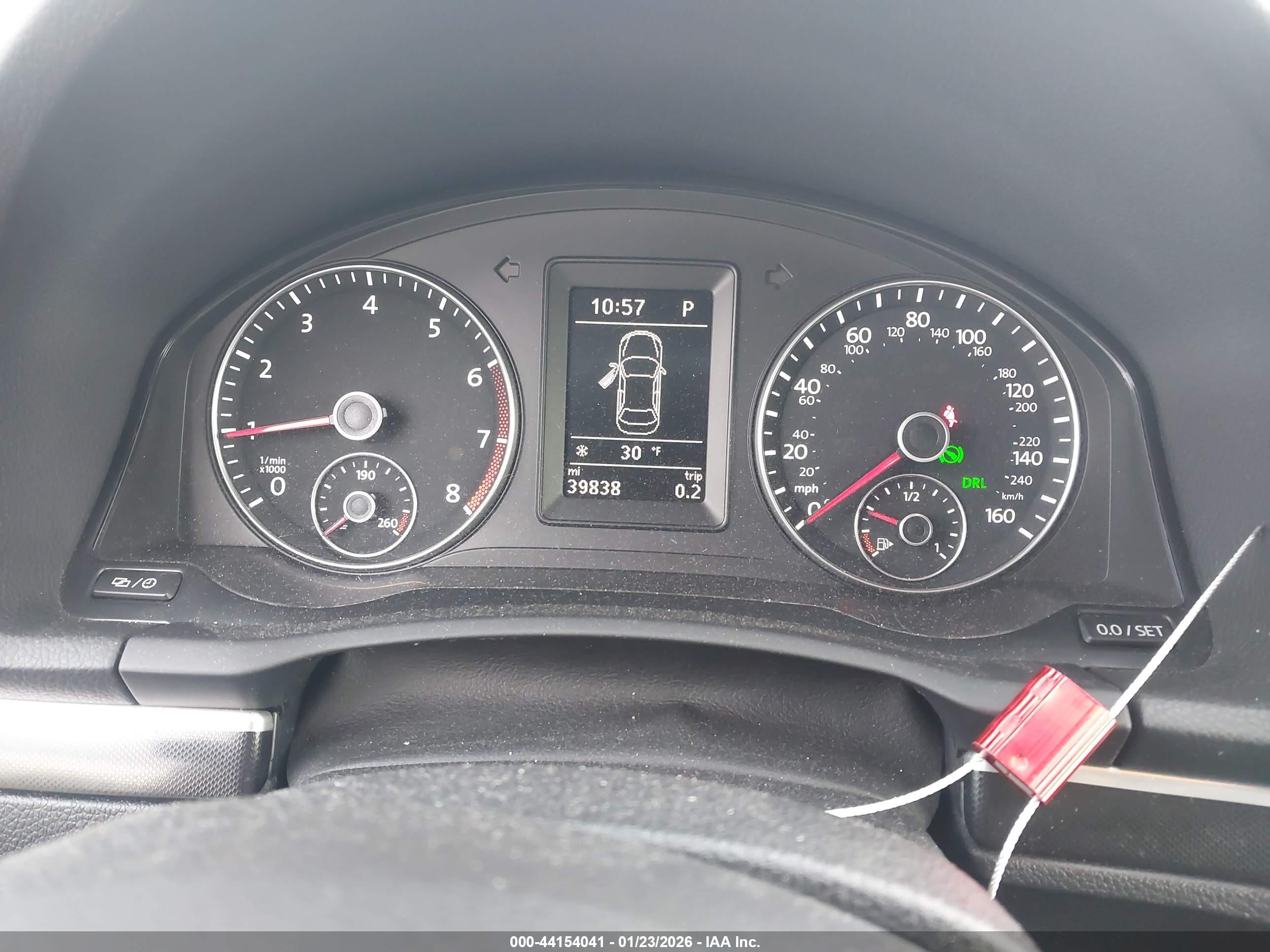 VOLKSWAGEN EOS image 7