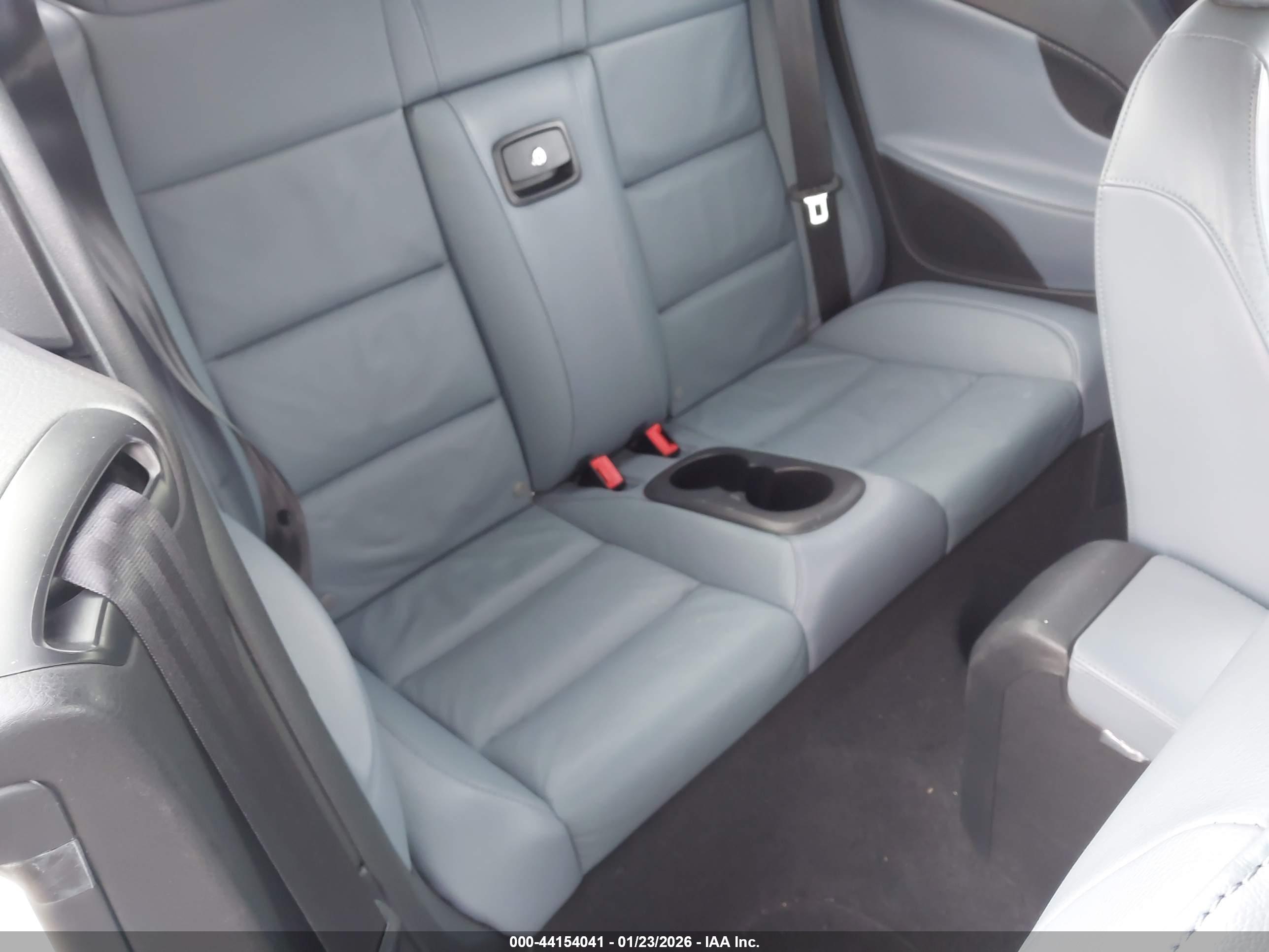 VOLKSWAGEN EOS image 8