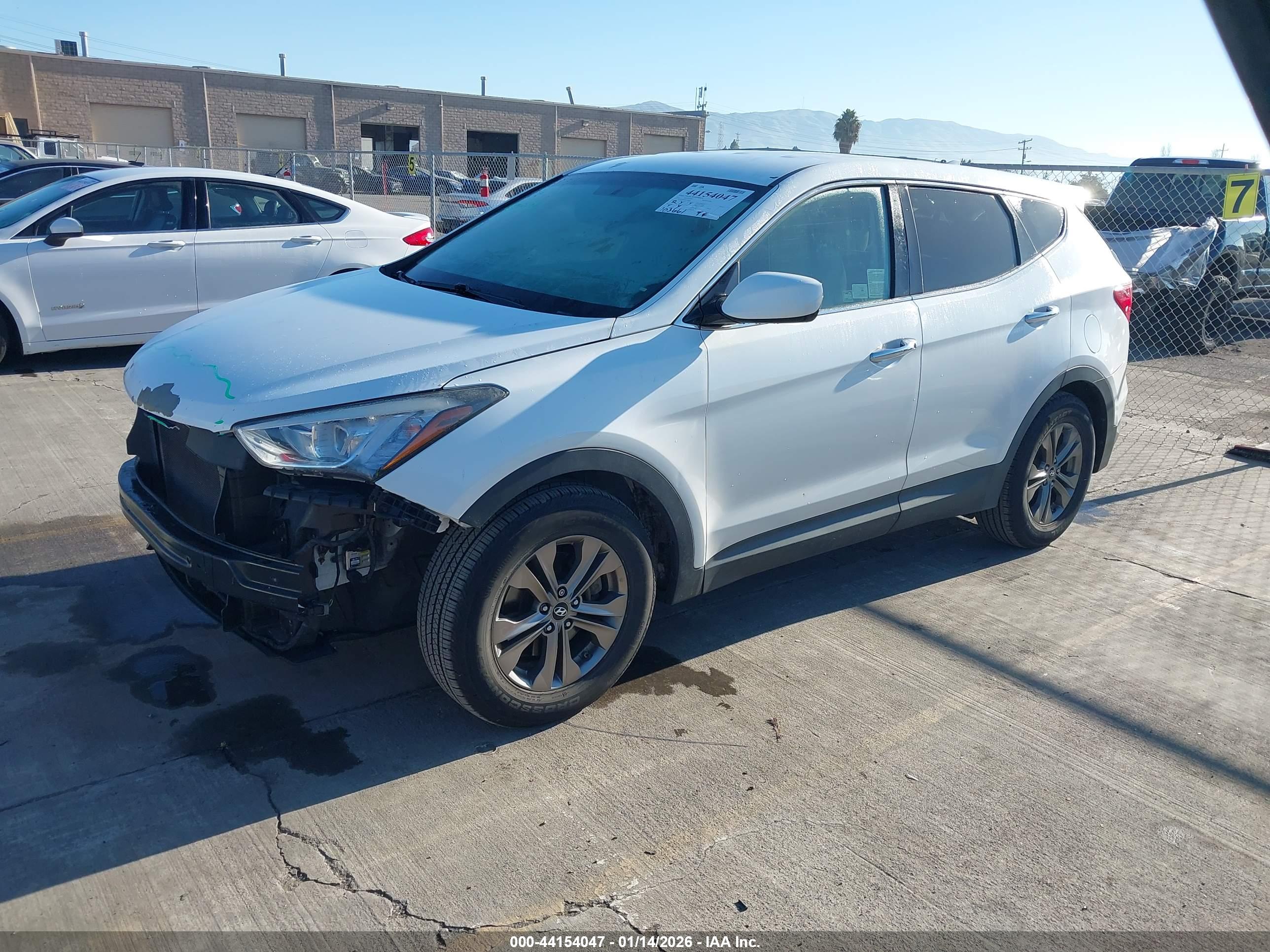 HYUNDAI SANTA image 2